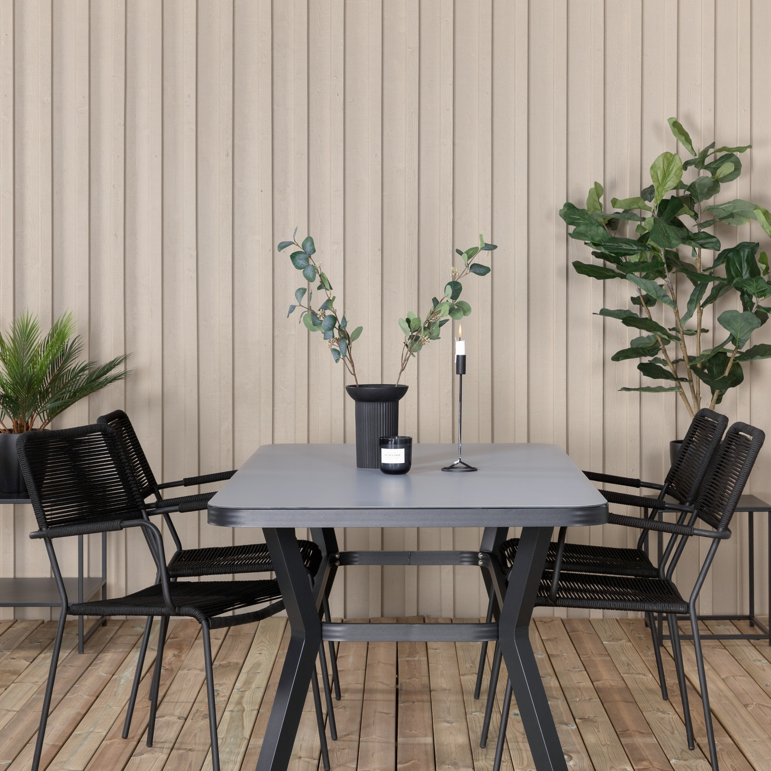 Spisegruppe Venture Home Vyn med 4 Lumi Spisestoler