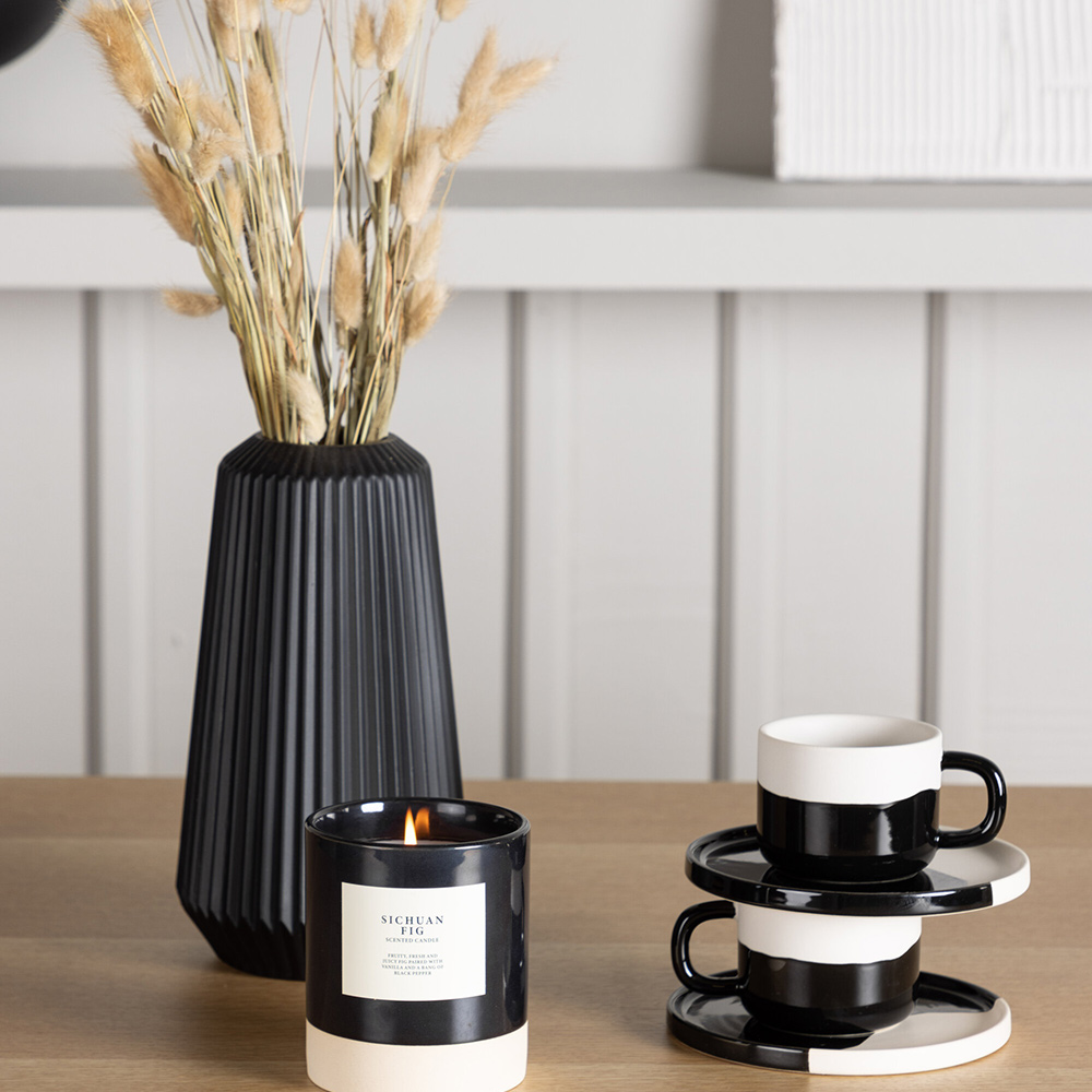 Spisegruppe Venture Home Leo med 4 Polar Stoler