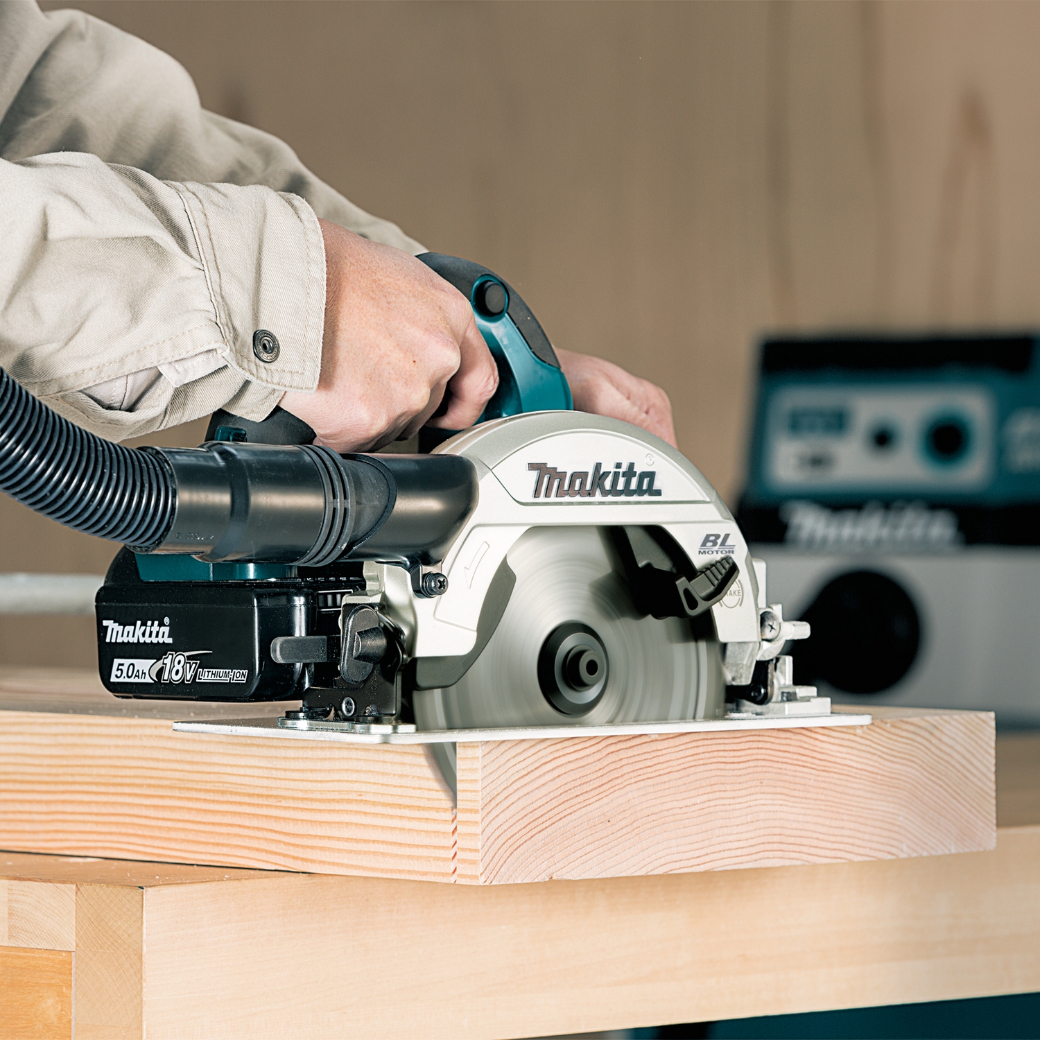 Sirkelsag Makita DHS660Z 18V  Uten Batteri og Lader
