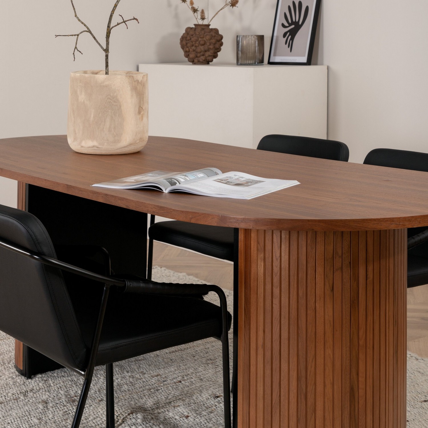 Spisegruppe Venture Home med Ovalt Bianca Spisebord og 4 Tjärö Spisestoler