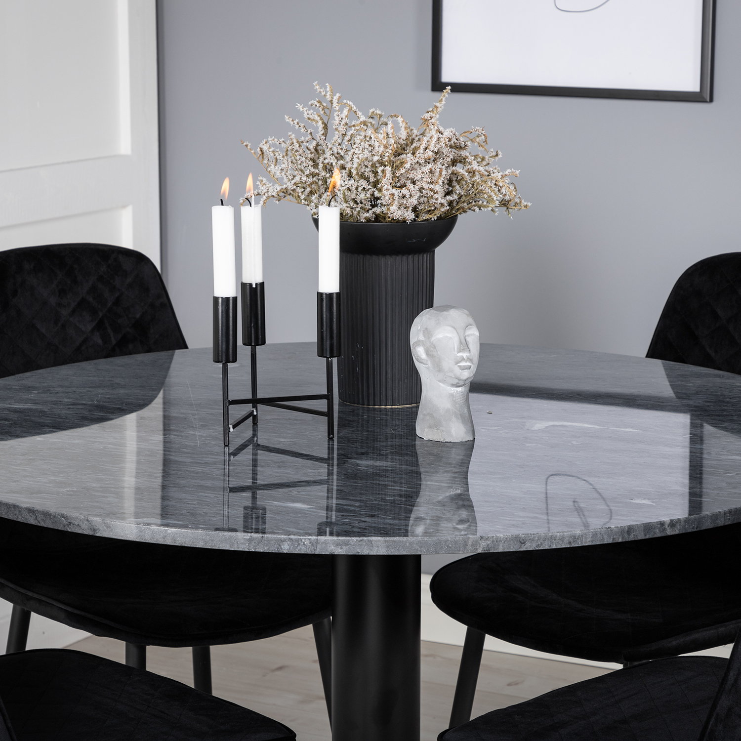 Spisegruppe Venture Home Estelle med 4 Phoi Stoler Fløyel