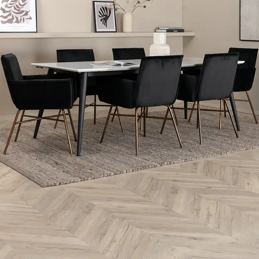 Spisegruppe Venture Home Jolie med 6 Annika Stoler Fløyel