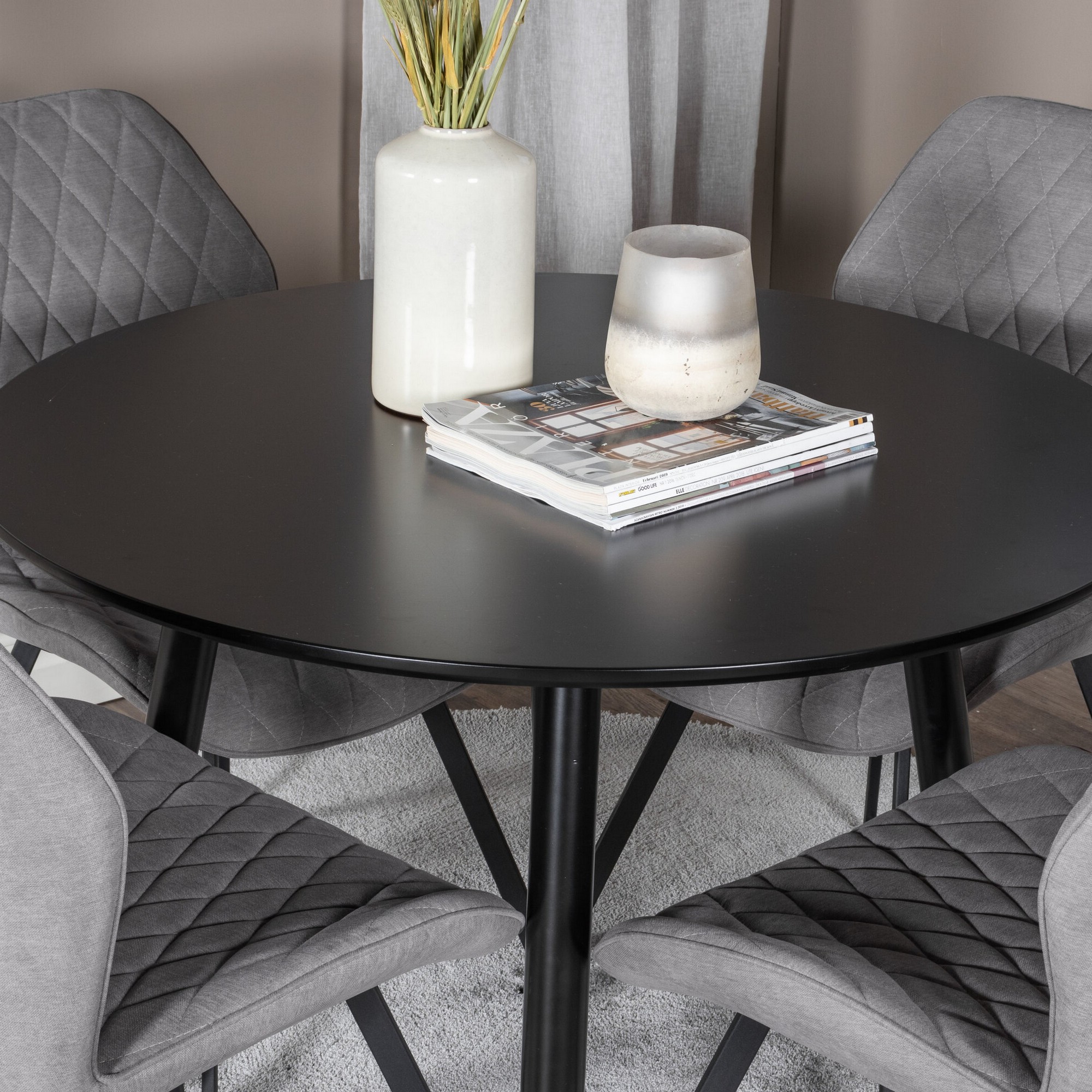 Spisegruppe Venture Home Plaza med 4stk Gemma Stoler