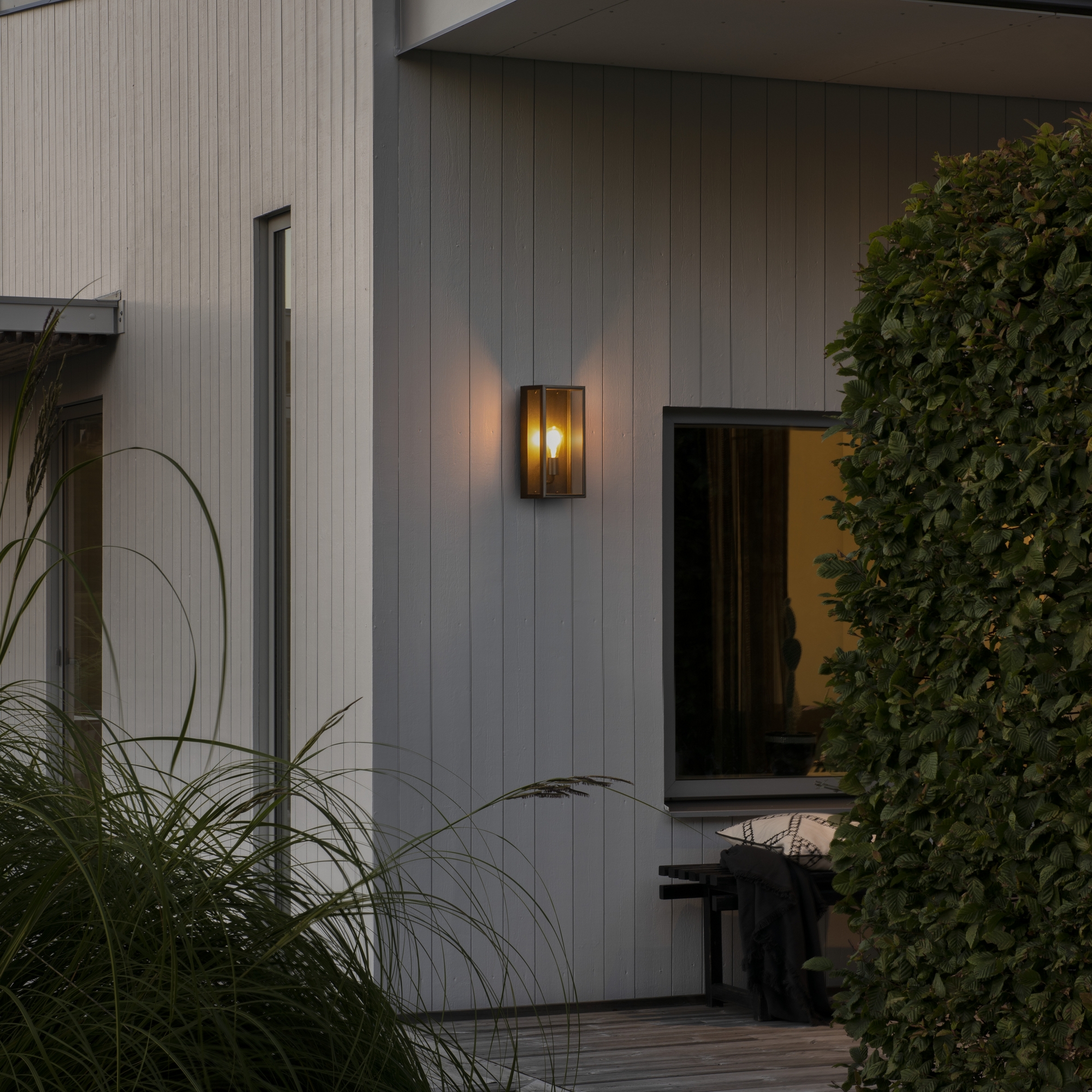 Vegglampe Gnosjö Konstsmide Carpi Stor