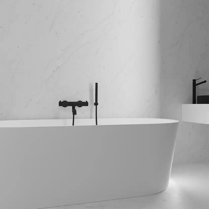 Badekarbatteri Scandtap Steel Pleasure 4 med Hånddusj