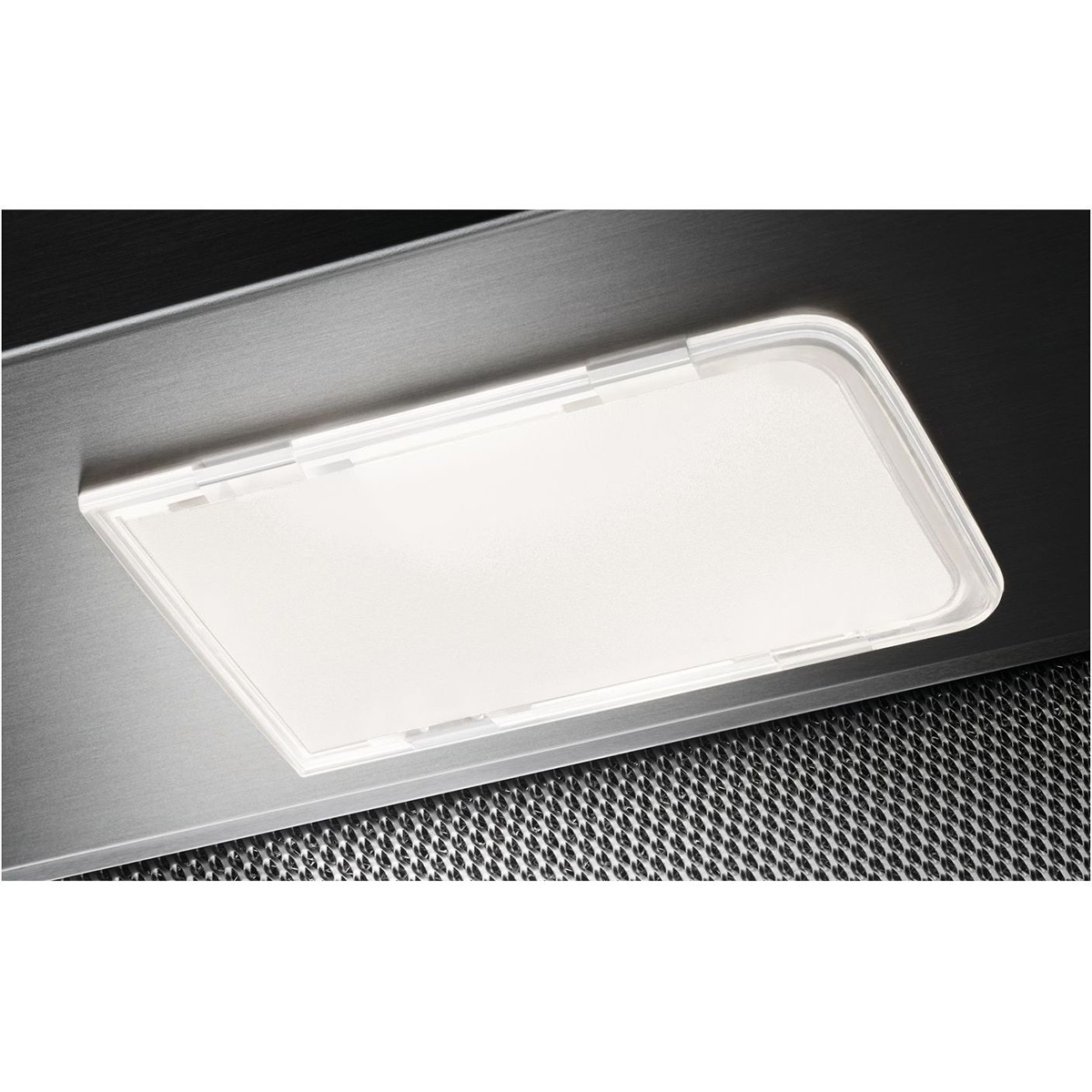 Kjøkkenvifte Electrolux Underbygd LFP326W