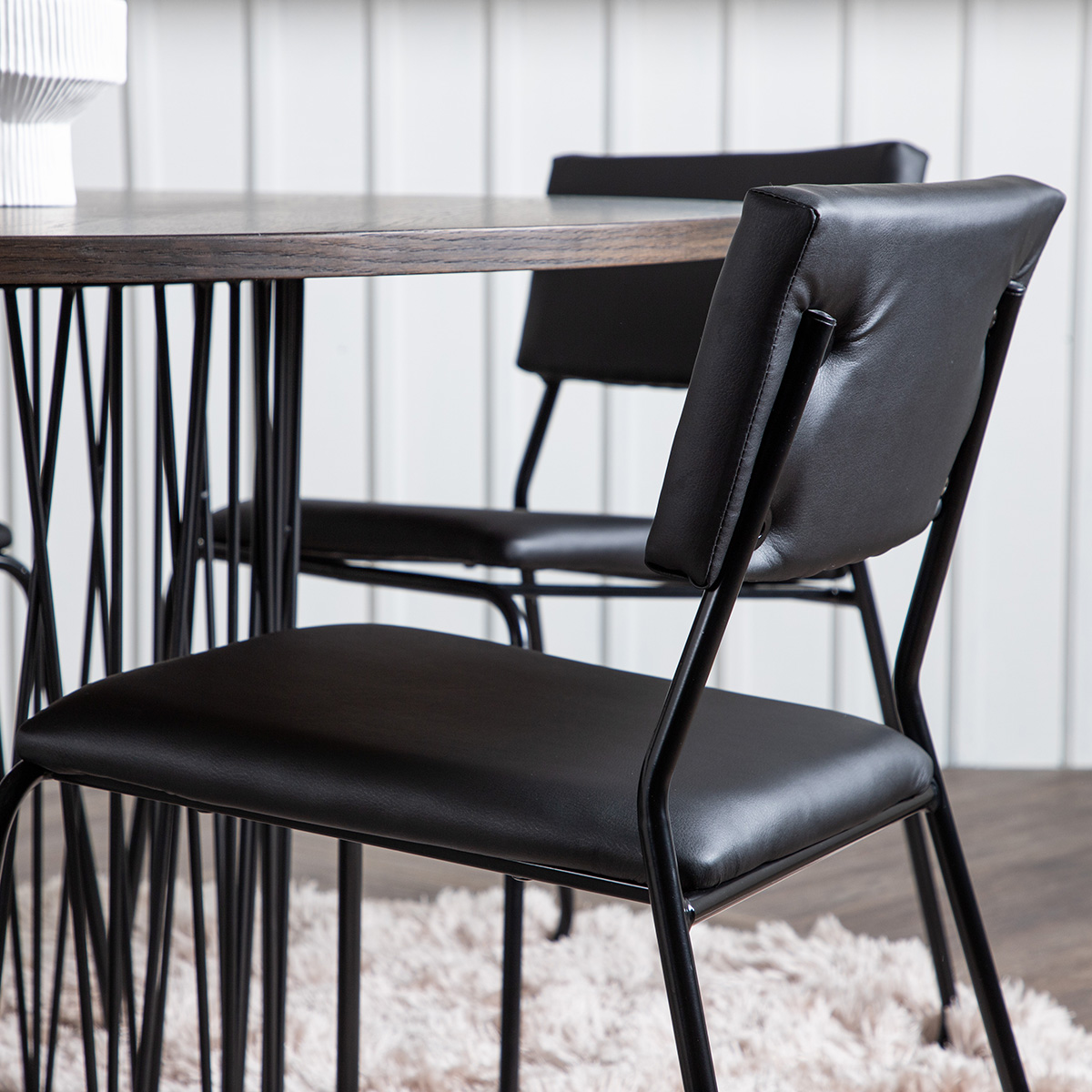 Spisegruppe furniture/fashion Stone med 4 Kenth Stoler