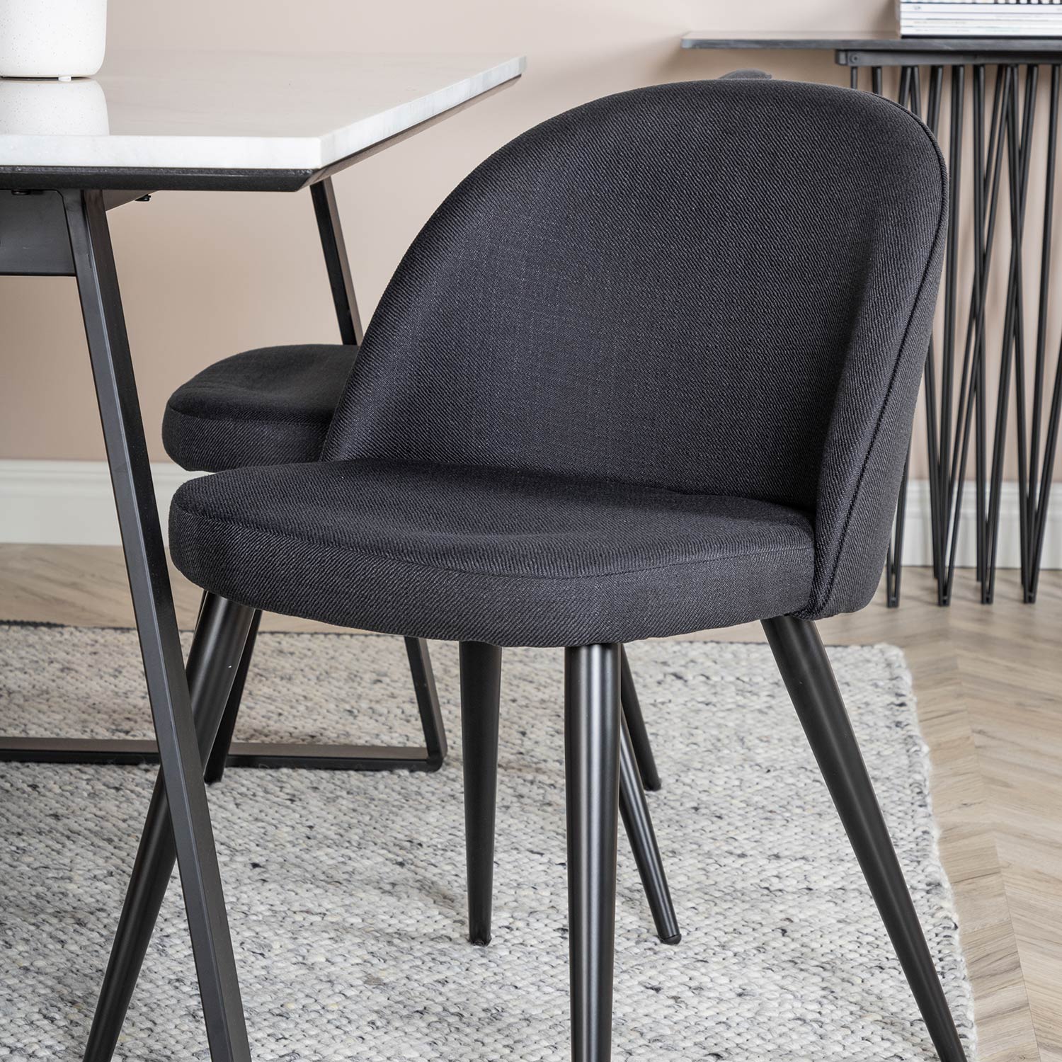 Spisegruppe Venture Home Estelle 140 med 4 Valentina Stoler Polyester