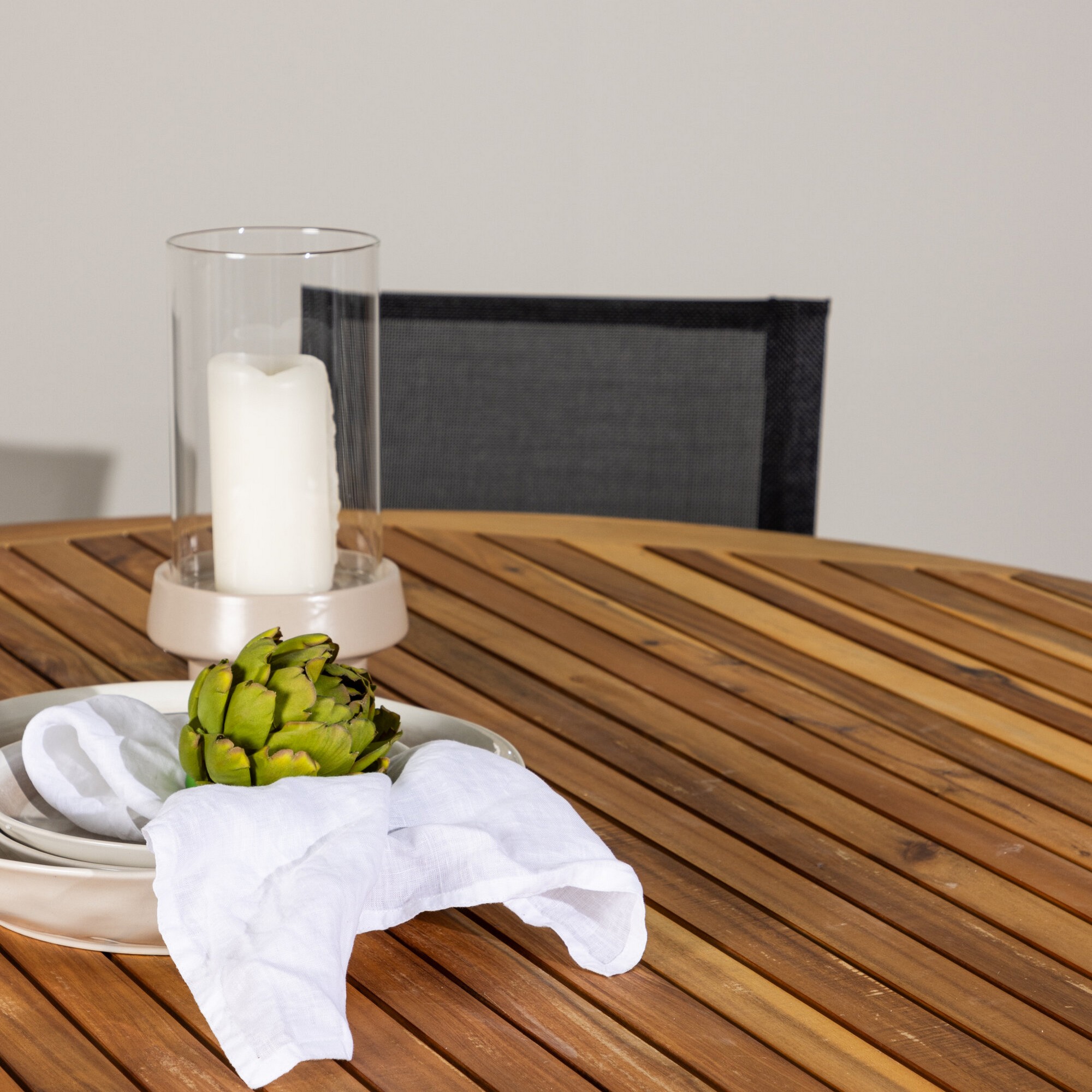 Hagegruppe Venture Home Tucumán med 6 Alina Stoler