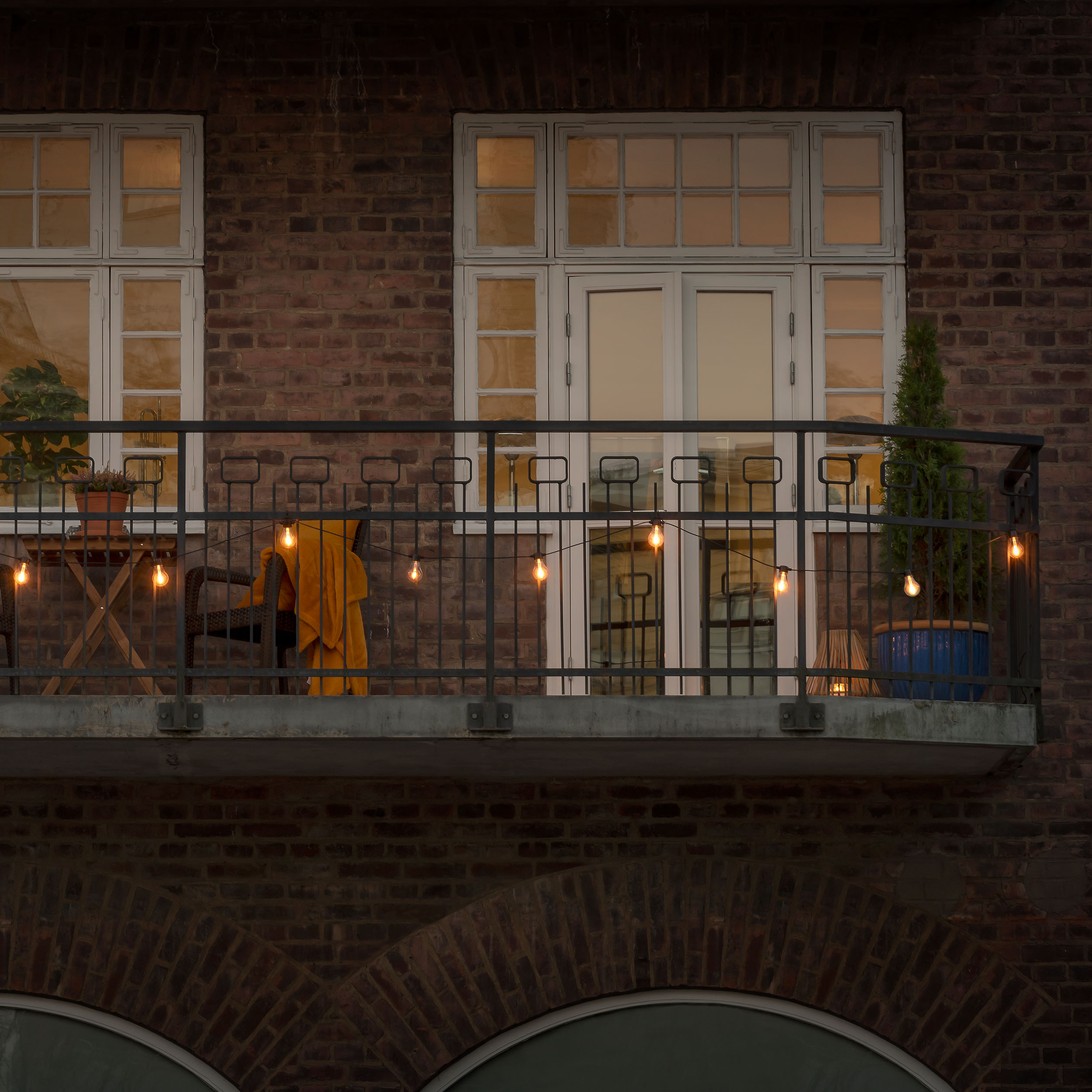 Lyslenke Gnosjö Konstsmide Amber V-form Utbyttbar LED 4,5 m