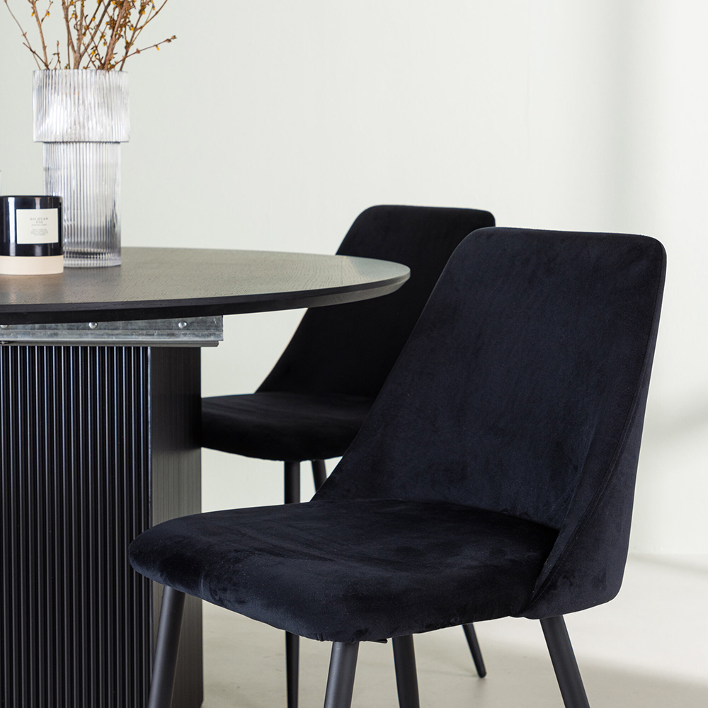Spisegruppe Venture Home Matilda med 4 Night Fløyel Stoler