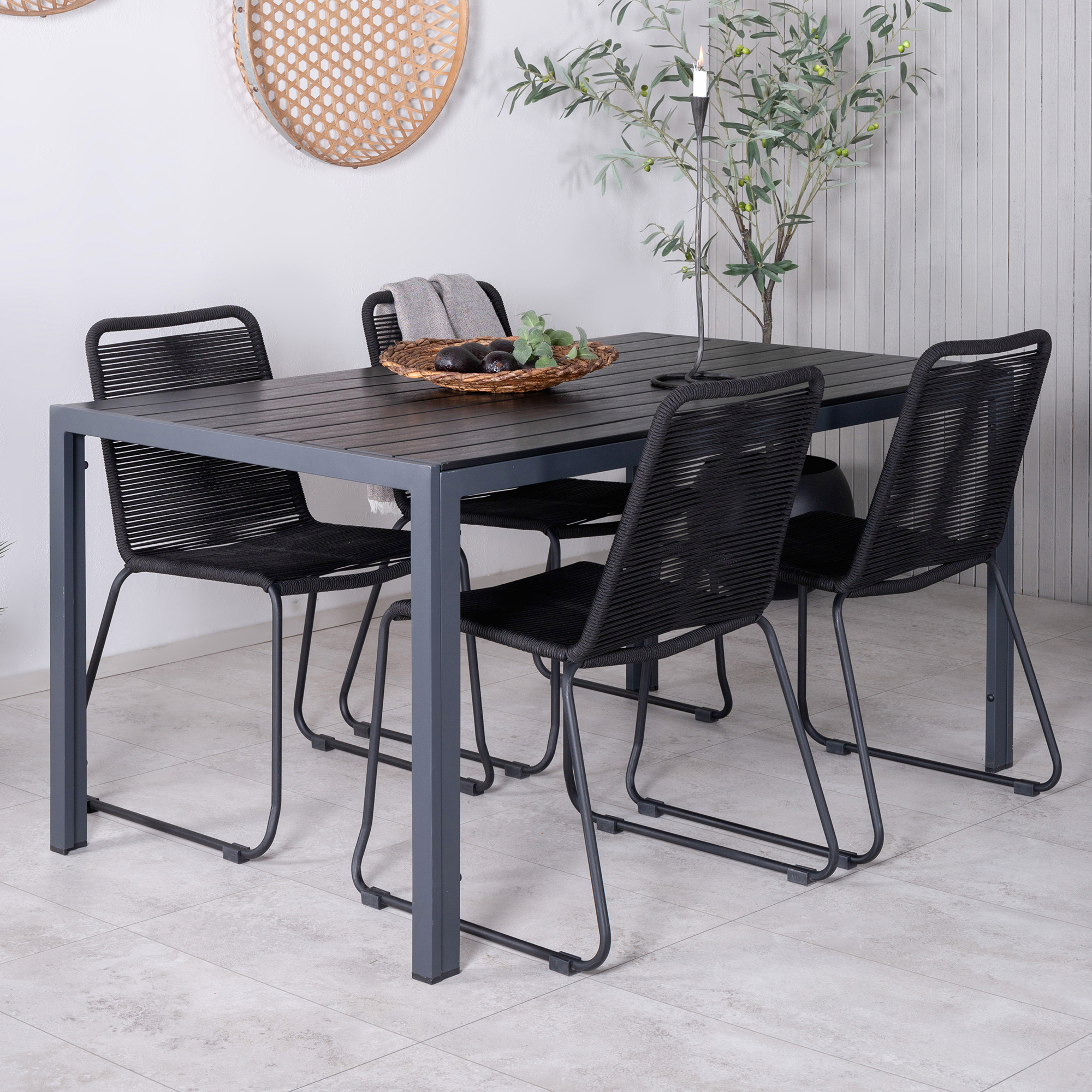 Spisegruppe Venture Home Bundy med 4 Levi Stoler