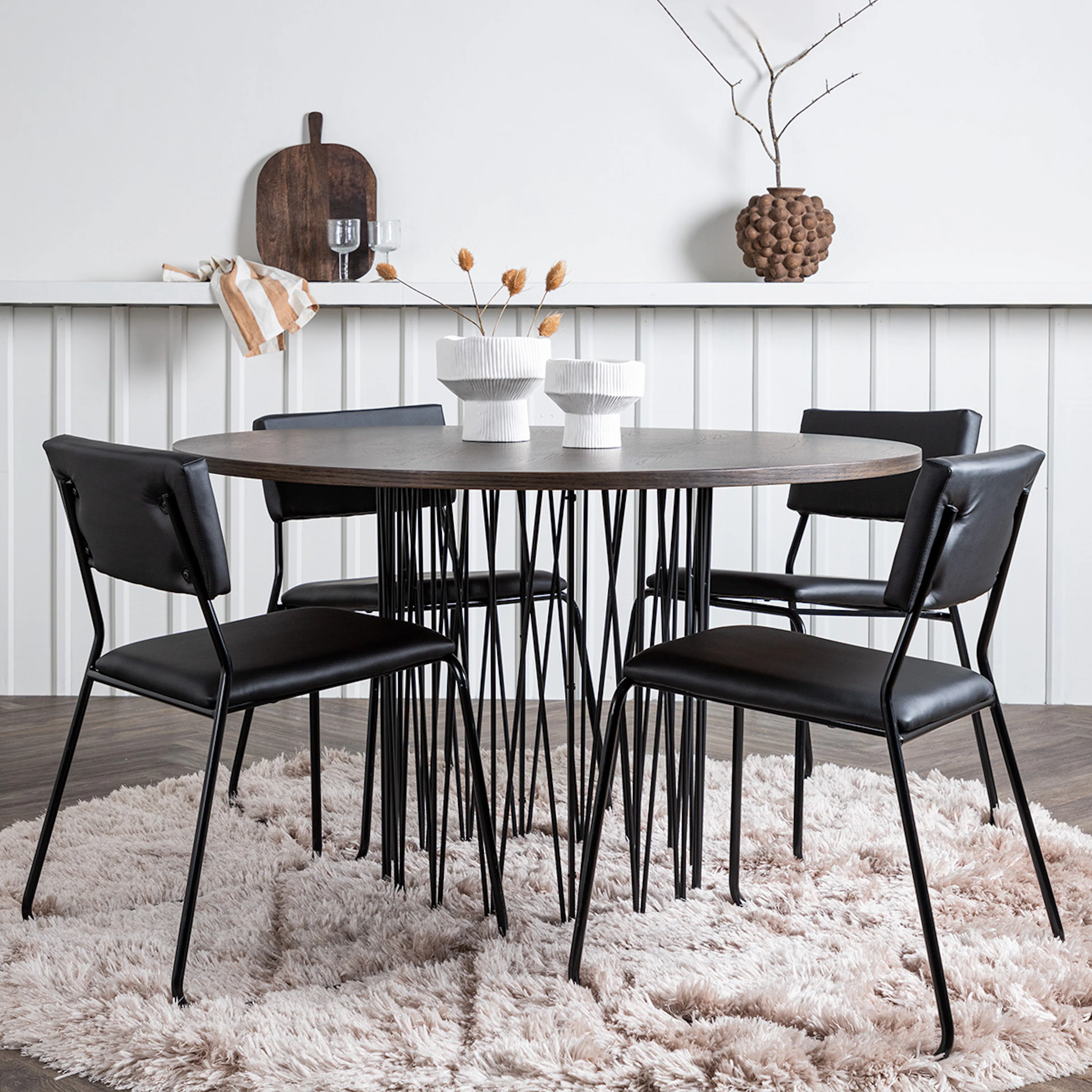 Spisegruppe furniture/fashion Stone med 4 Kenth Stoler