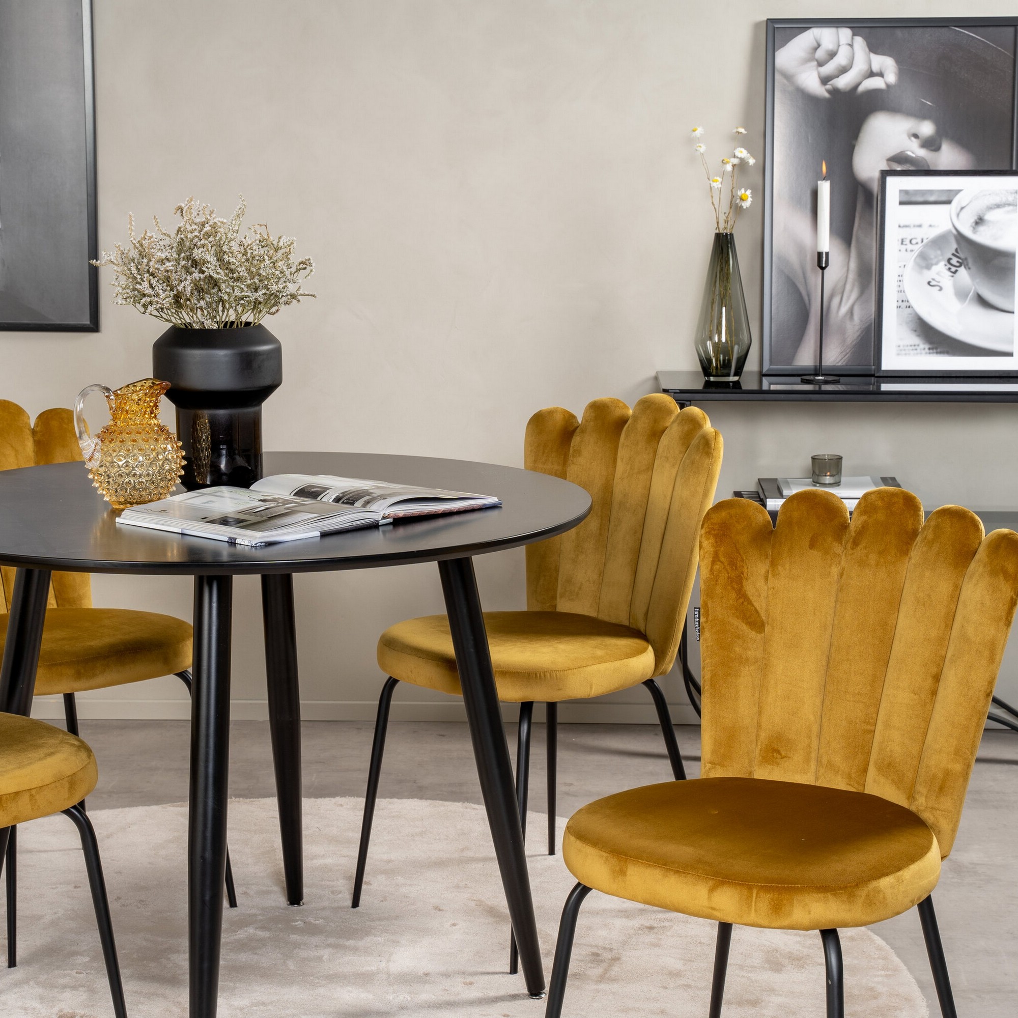 Spisegruppe Venture Home Plaza med 4stk Limhamn Stoler
