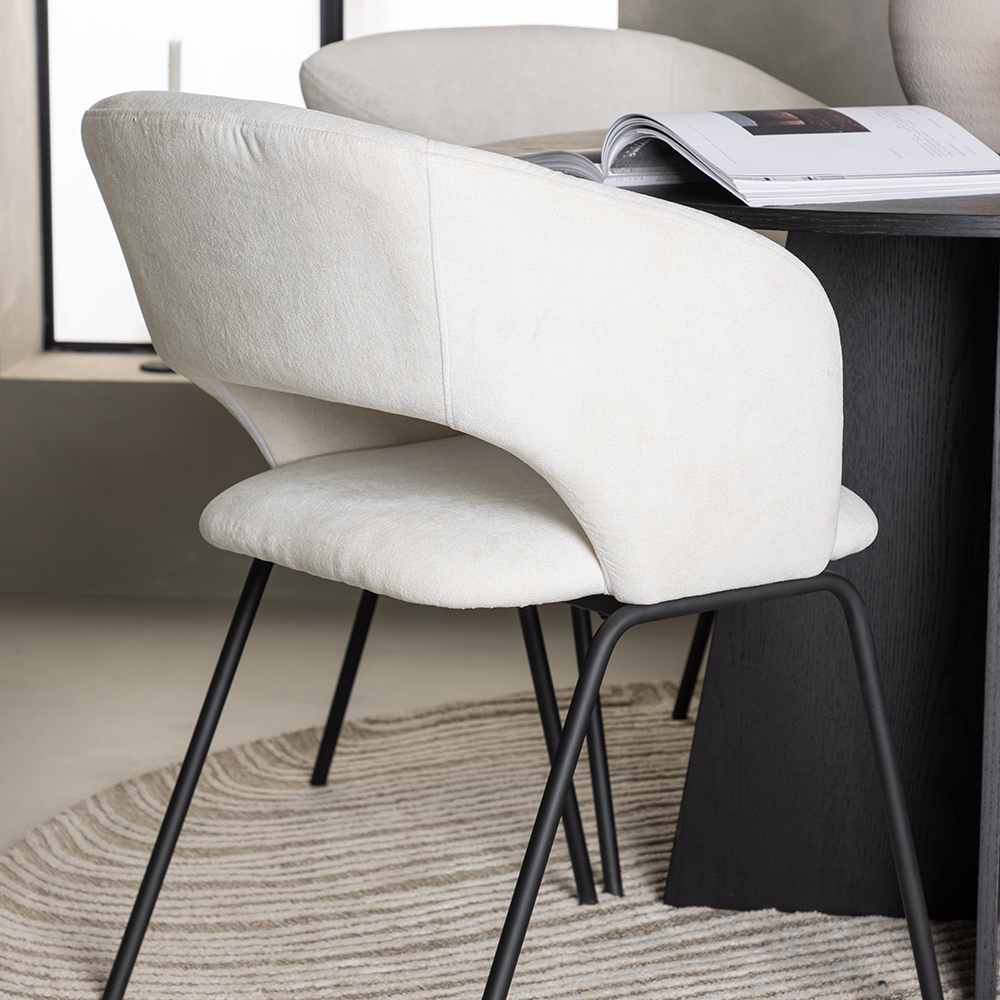 Spisegruppe Venture Home Bootcut Ø110 cm med 4 stk Day Stoler