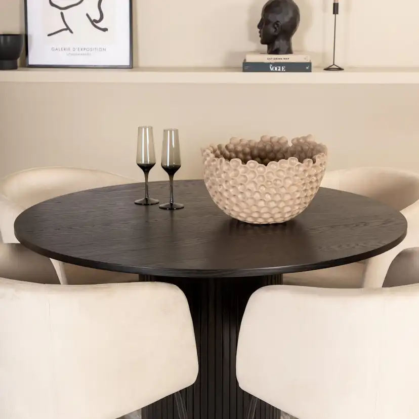 Spisegruppe Venture Home med Bianca Spisebord og 4 Bergen Spisestoler