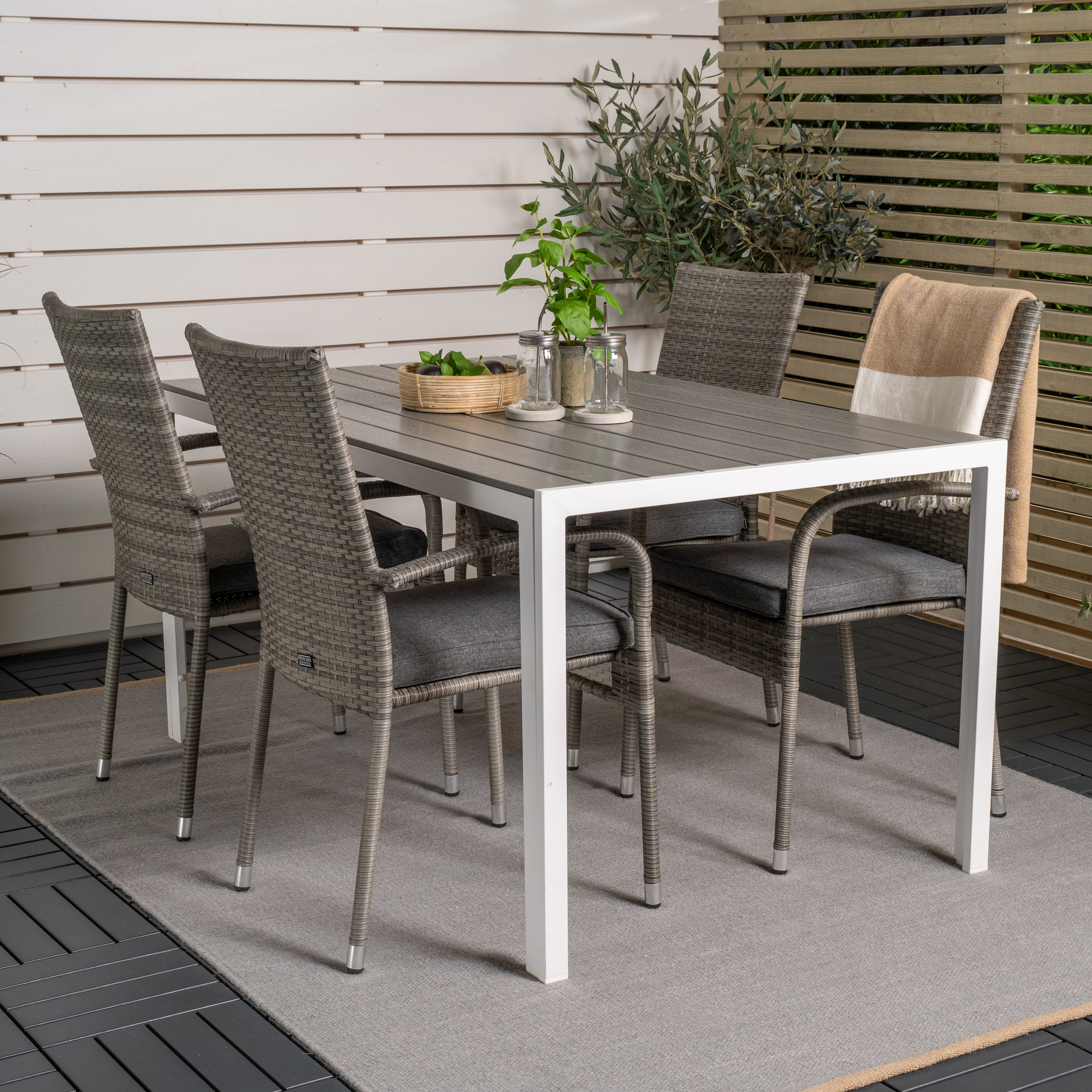 Spisegruppe Venture Home Bront 150 med 4 Asta Stoler