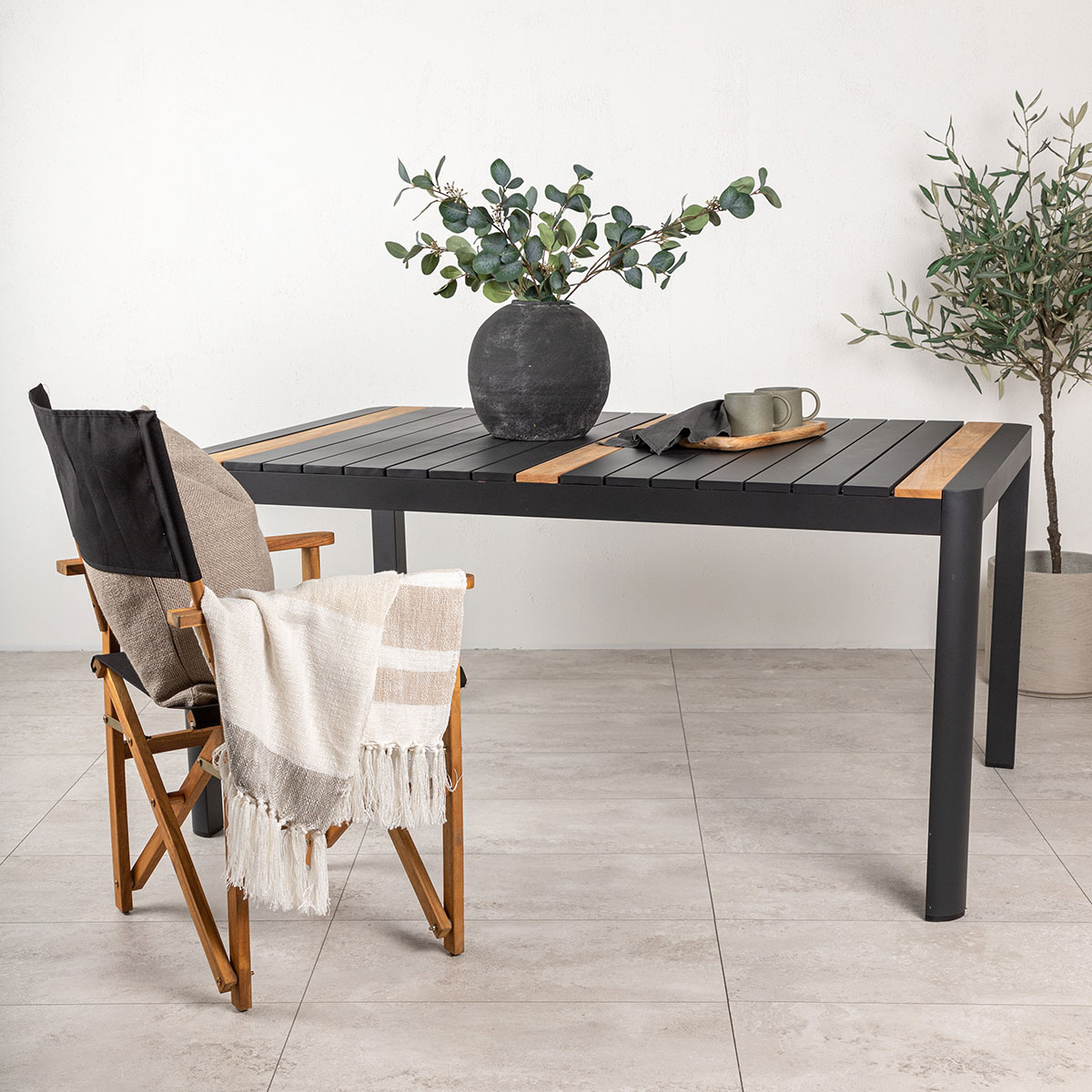 Hagebord Venture Home Togo 150