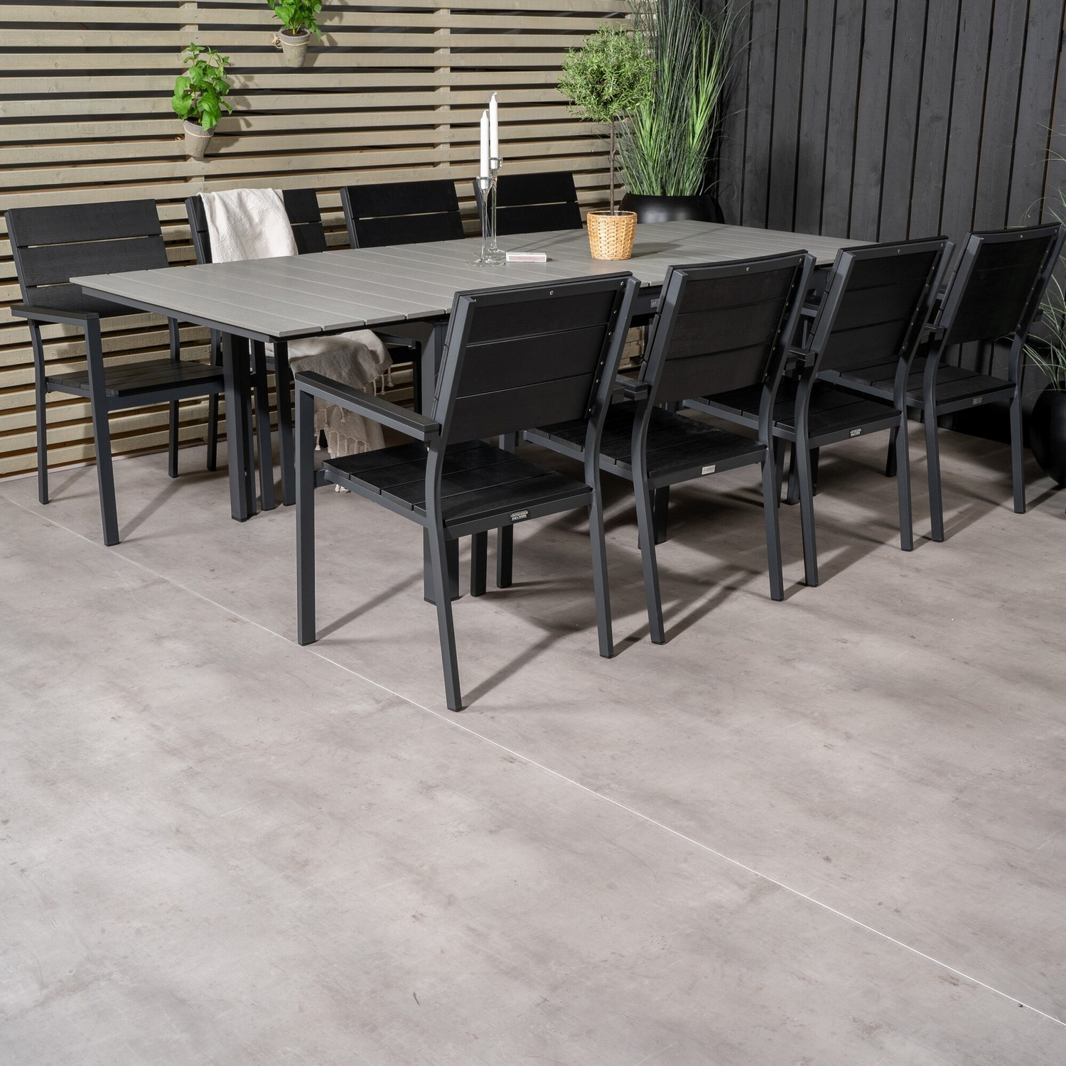 Spisegruppe Venture Home Lova 160/240 med 8 Lova Stoler