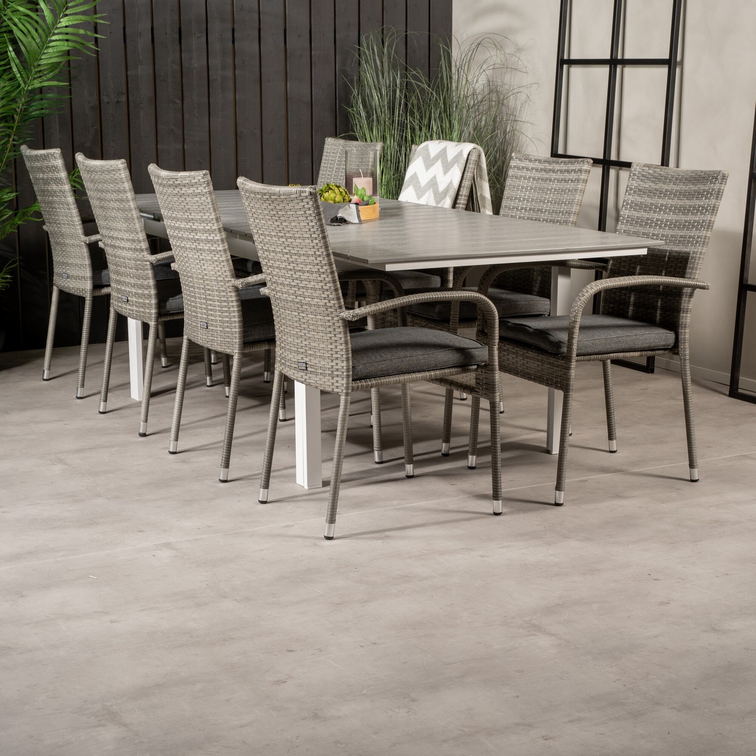Spisegruppe Venture Home Lova 160/240 med 8 Asta Stoler