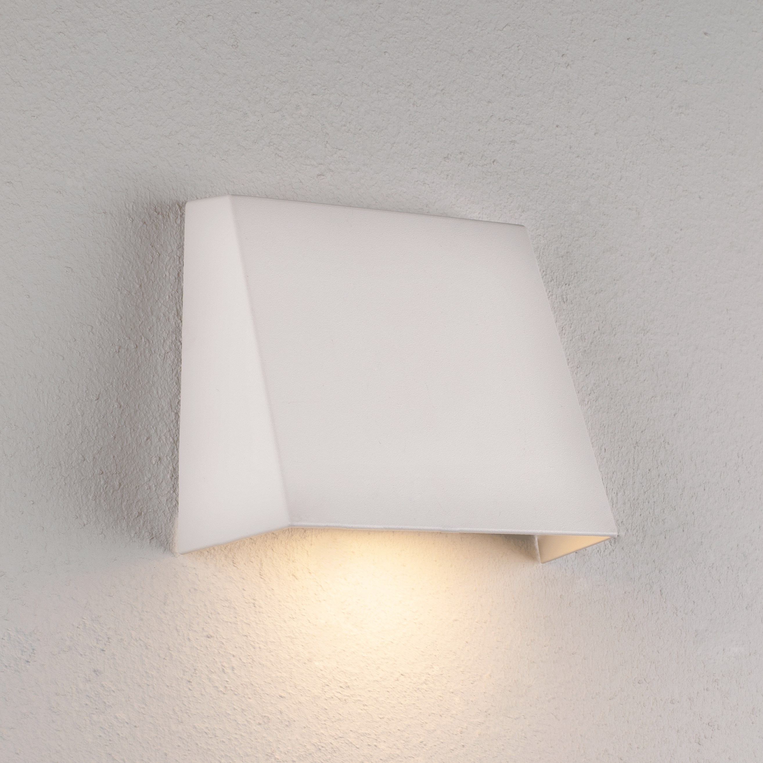 Vegg-og Murarmatur Hide-a-lite Edge