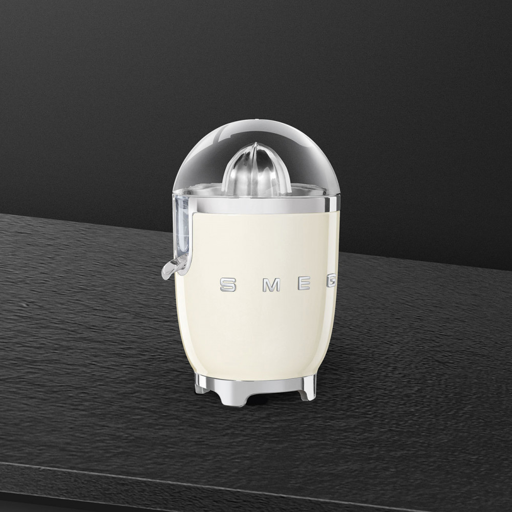 SMEG citruspress CJF11CREU Farge: Creme