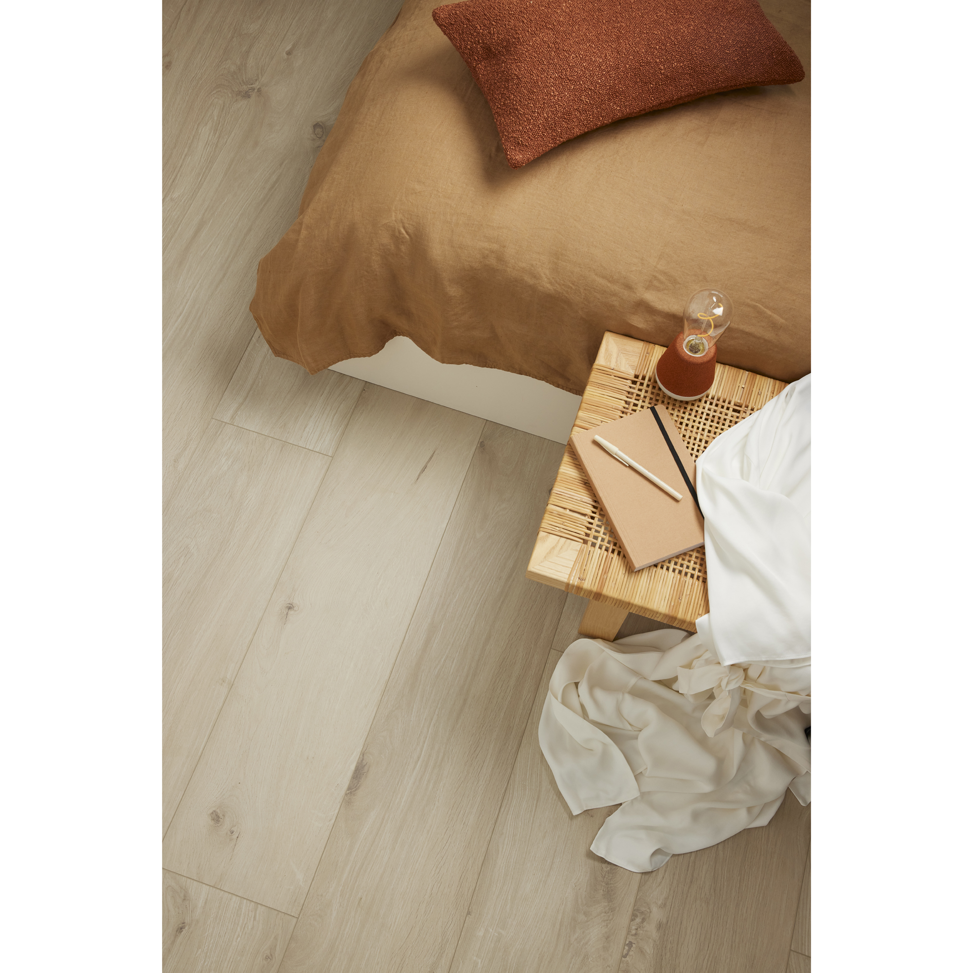 Laminatgulv BerryAlloc Ocean 8 XL Gyant Light Sand 