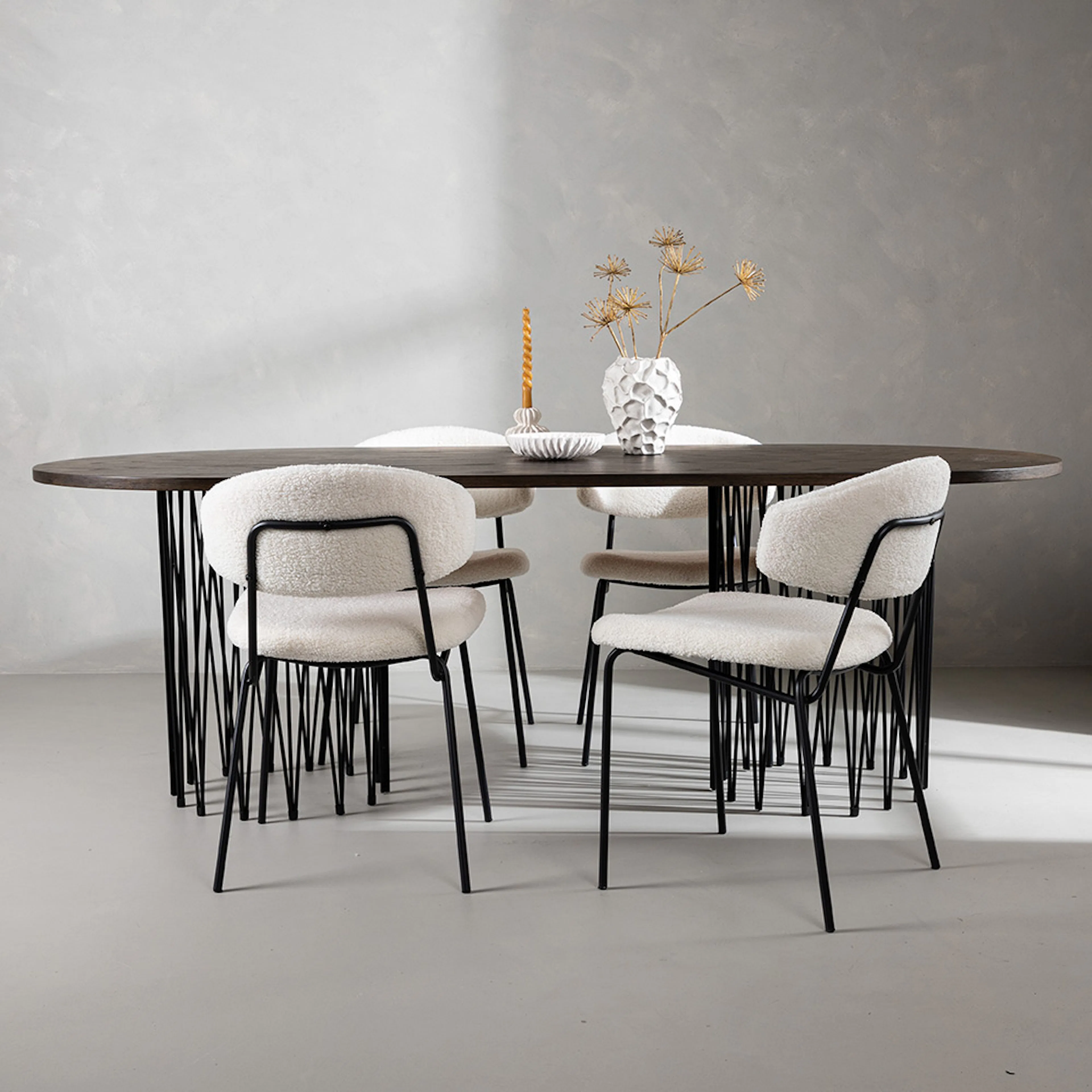 Spisegruppe furniture/fashion Stone med 4 Chico Stoler