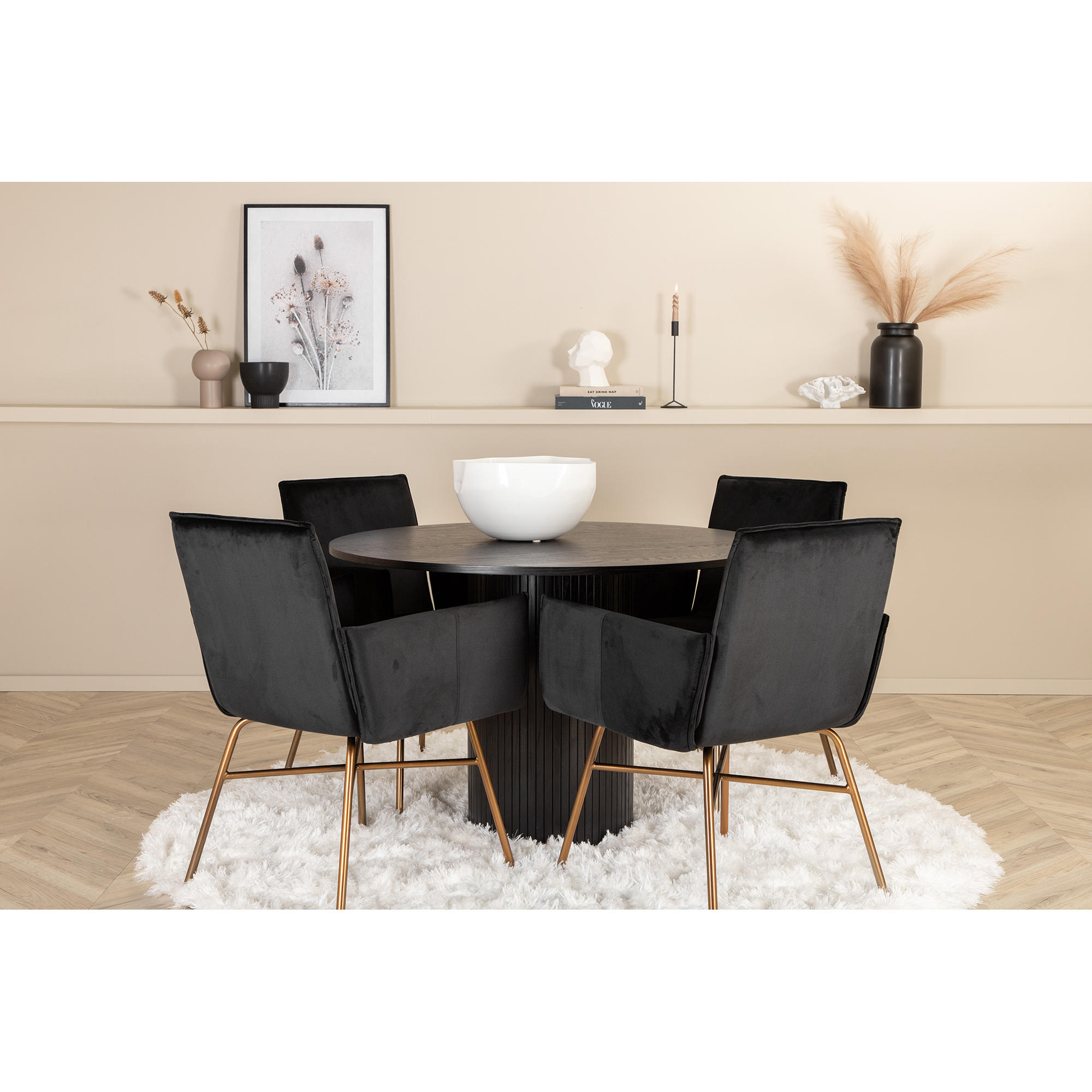 Spisegruppe Venture Home med Rundt Bianca Spisebord og 4 Annika Spisestoler