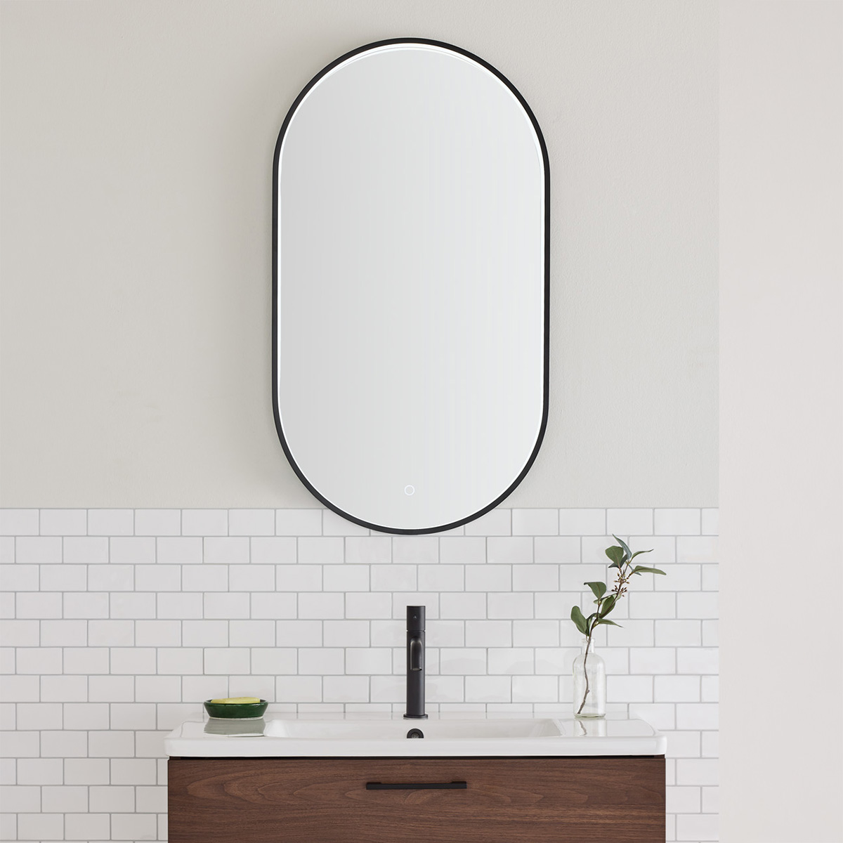 Spegel Noro Mood Oval med LED-belysning