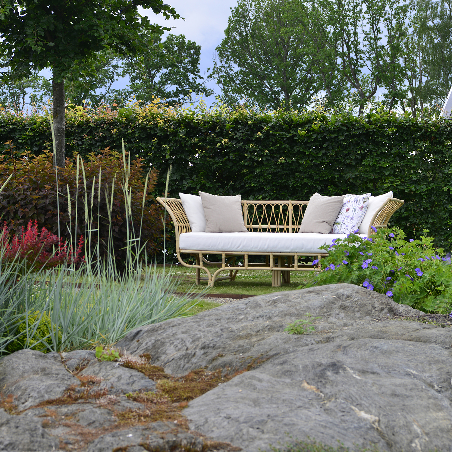 Daybed Hillerstorp Lyckesö med Pute