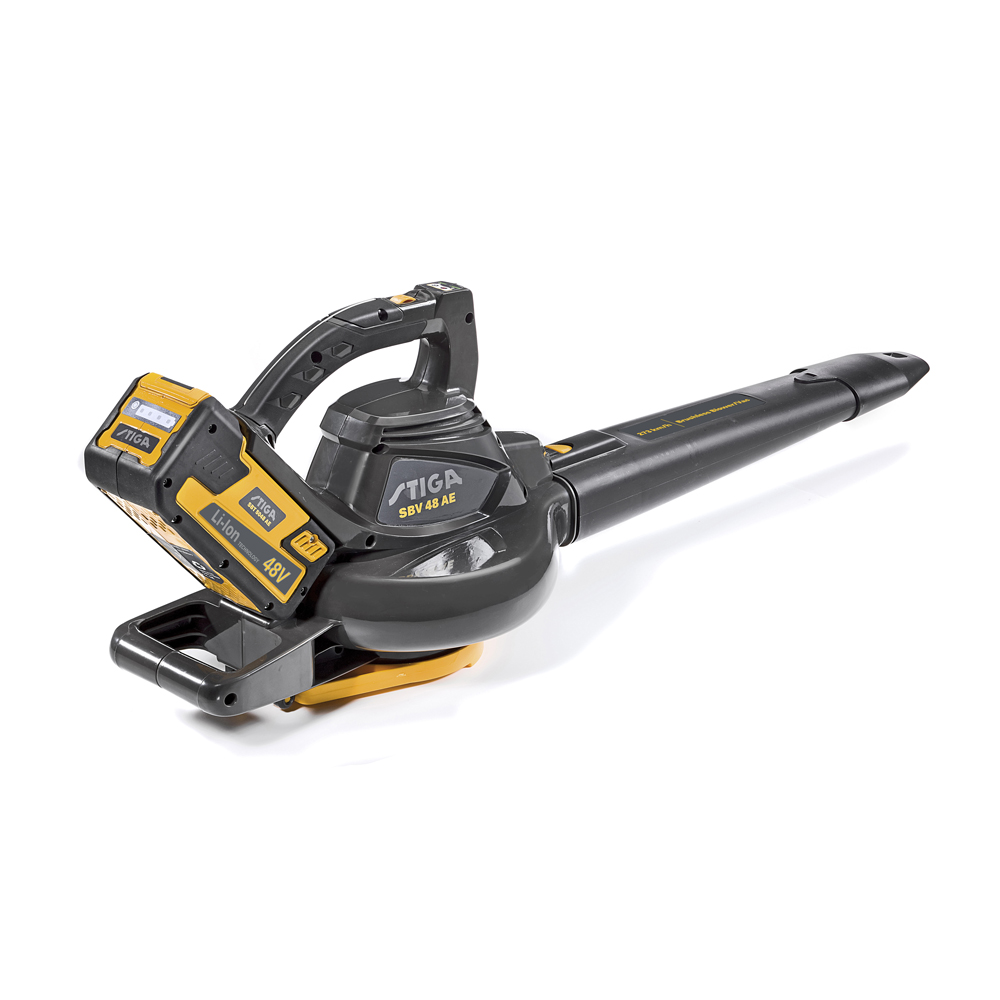 Løvblåser Stiga SBV 48 AE