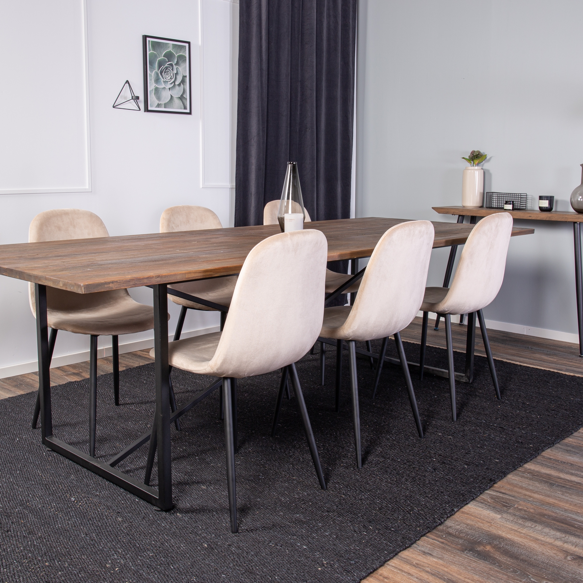 Spisegruppe Venture Home Peo med 6 Pobbie Stoler Fløyel