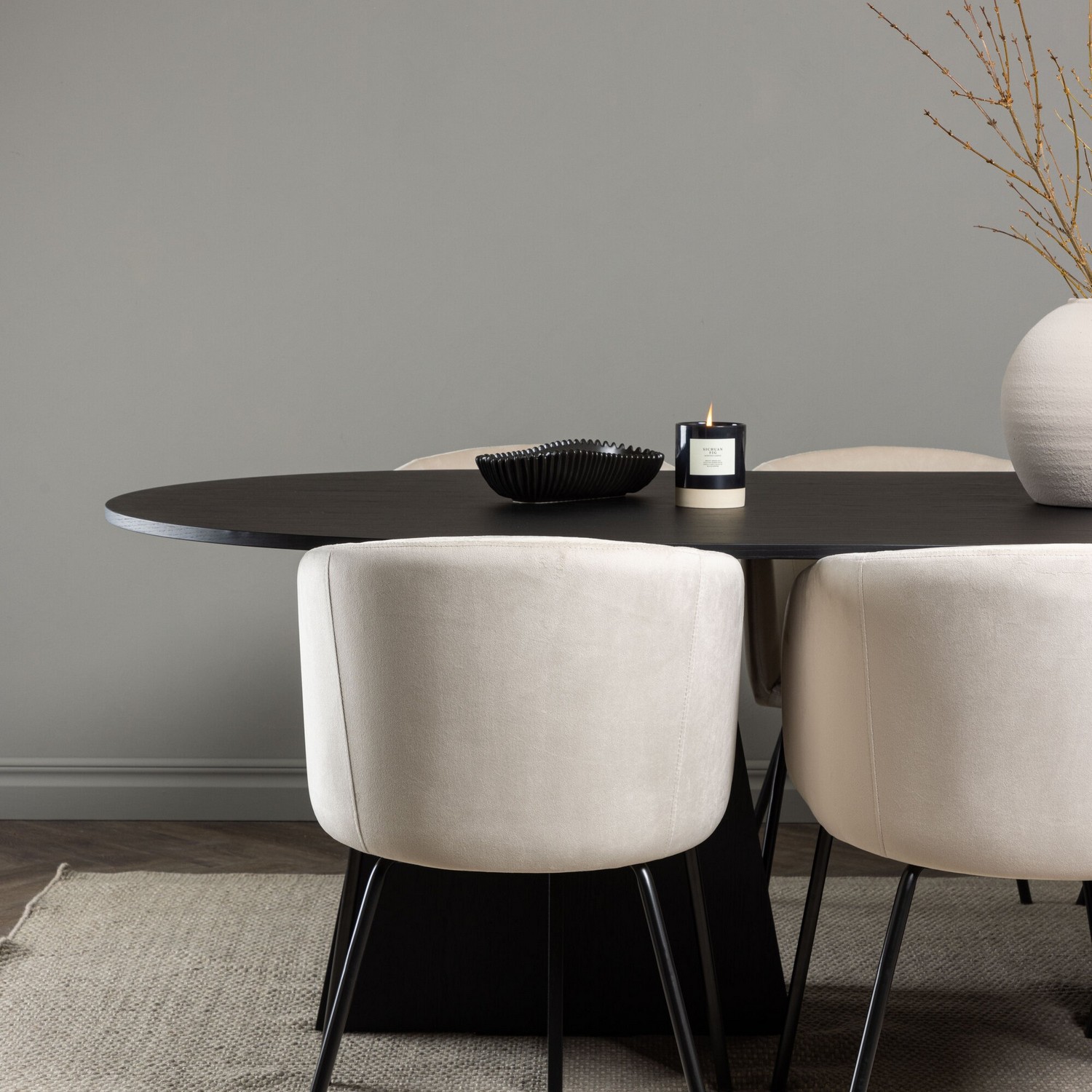 Spisegruppe Venture Home Bootcut Oval med 6 Berit Stoler