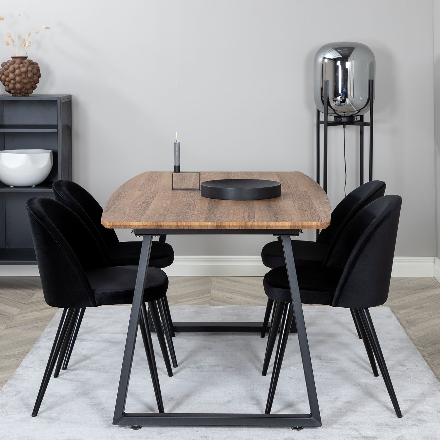 Spisegruppe Venture Home Inca med 4 Velvet Stoler