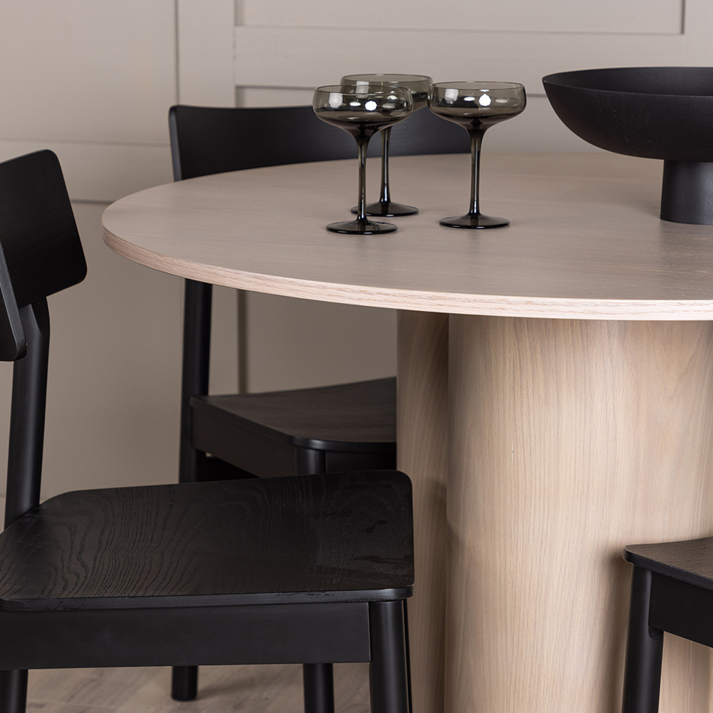 Spisegruppe Venture Home Olivia Ø 110 cm med 4 Montros Stoler