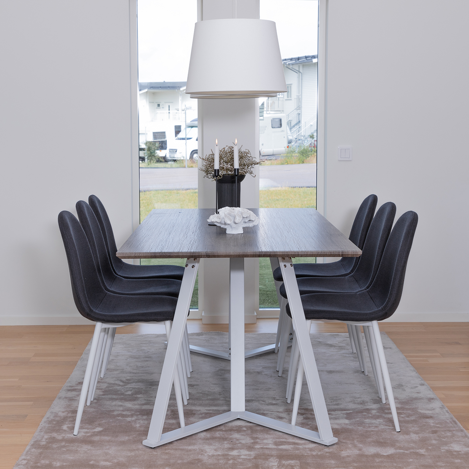 Spisegruppe Venture Home Madde med 6 Pobbie Stoler Polyester