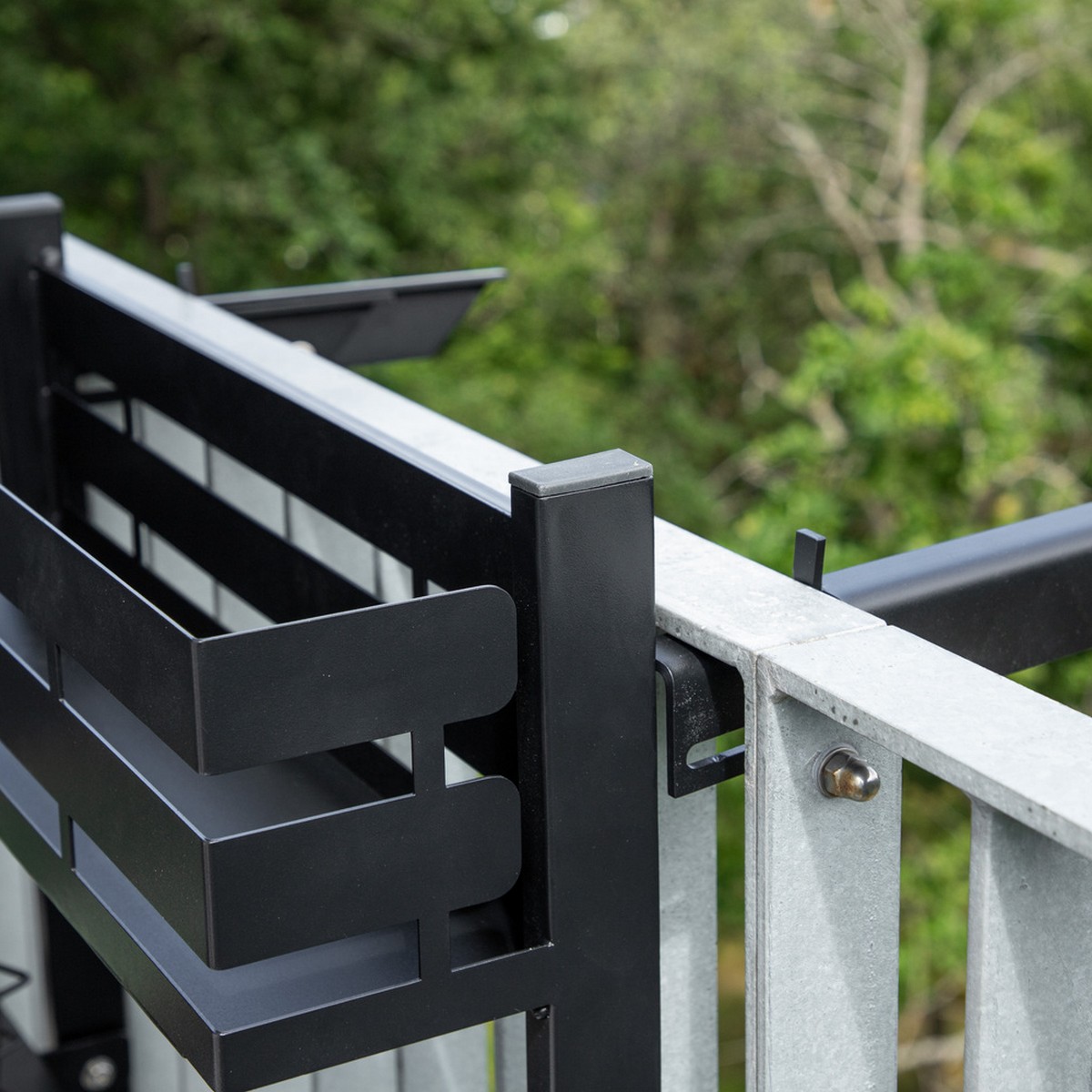 Balkongbord Venture Home Borneo