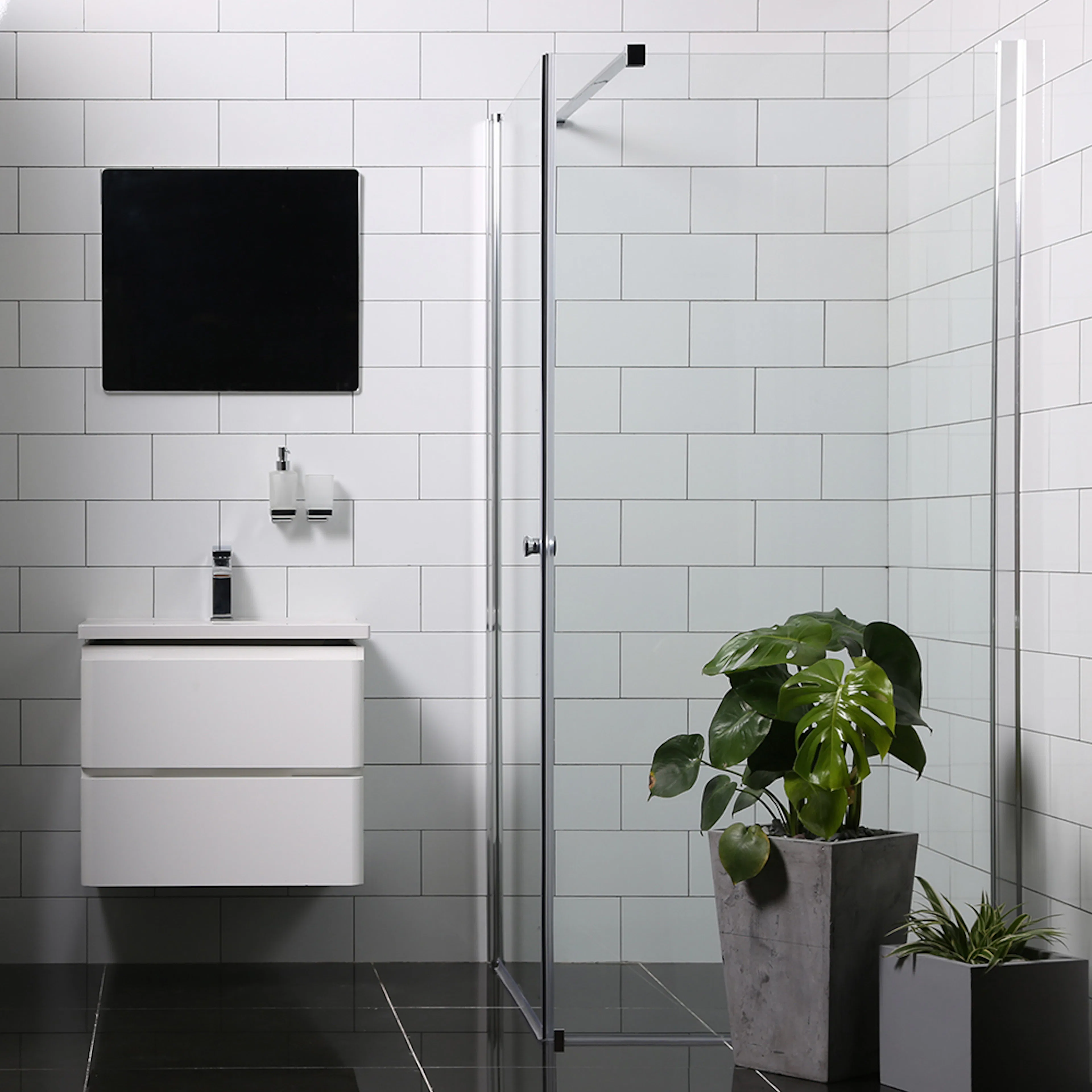Dusjhjørne Bathlife Allsidig Rett Vegg + Rett Dør