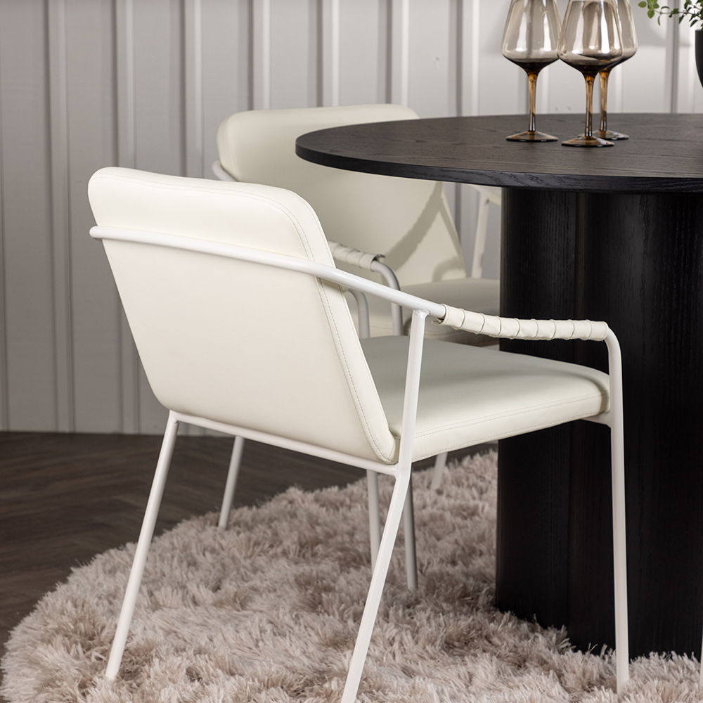 Spisegruppe Venture Home Olivia Ø110 cm med 4 stk Tvist Stoler