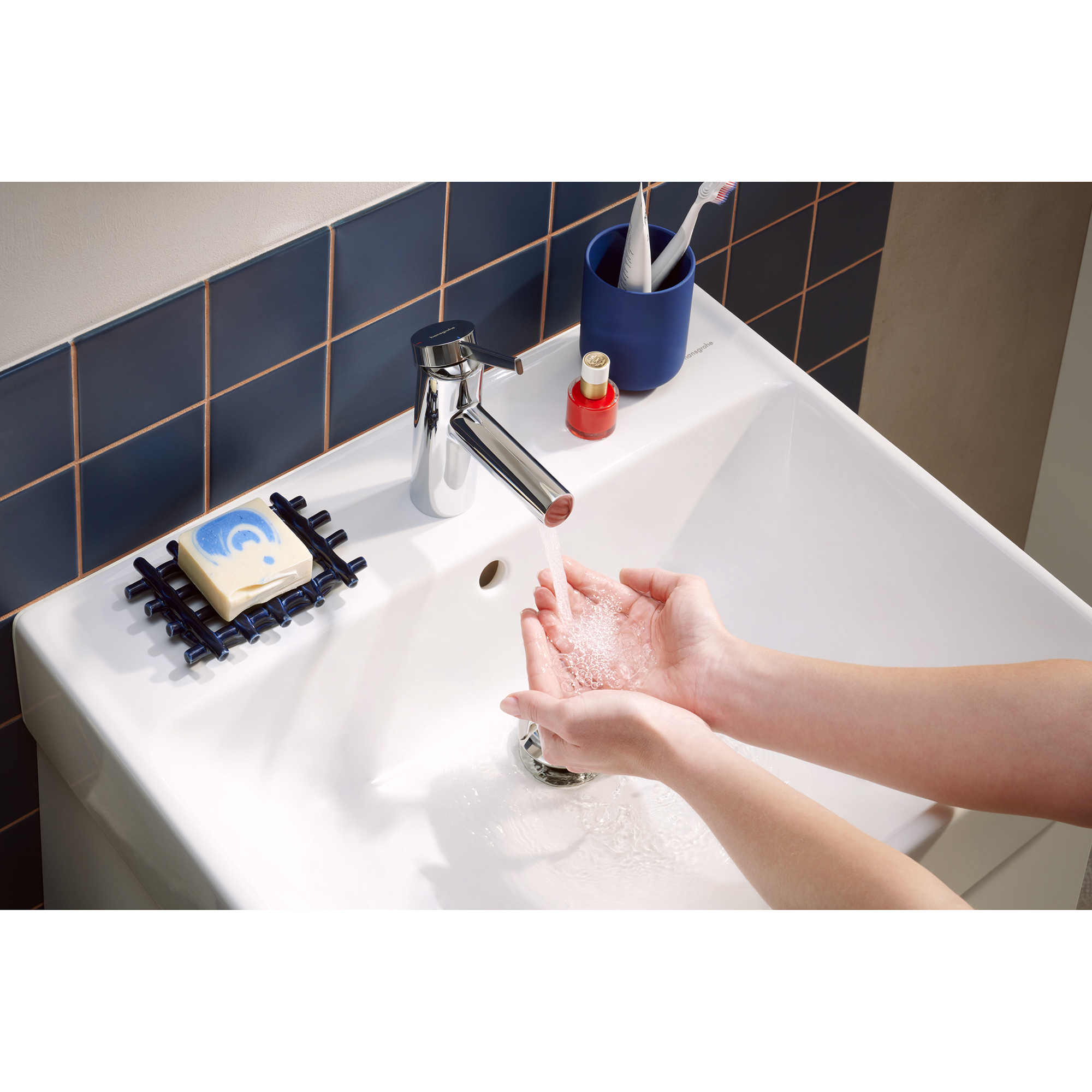 Tvättställsblandare Hansgrohe Zesis S 70 CoolStart med Lyftventil i Metall