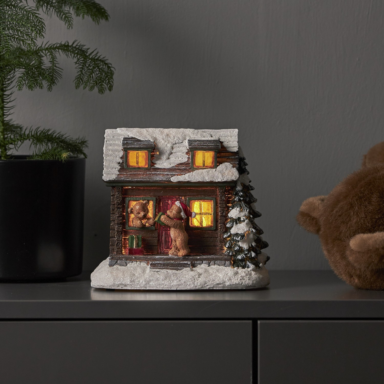 Juleby Star Trading Tedville Hus