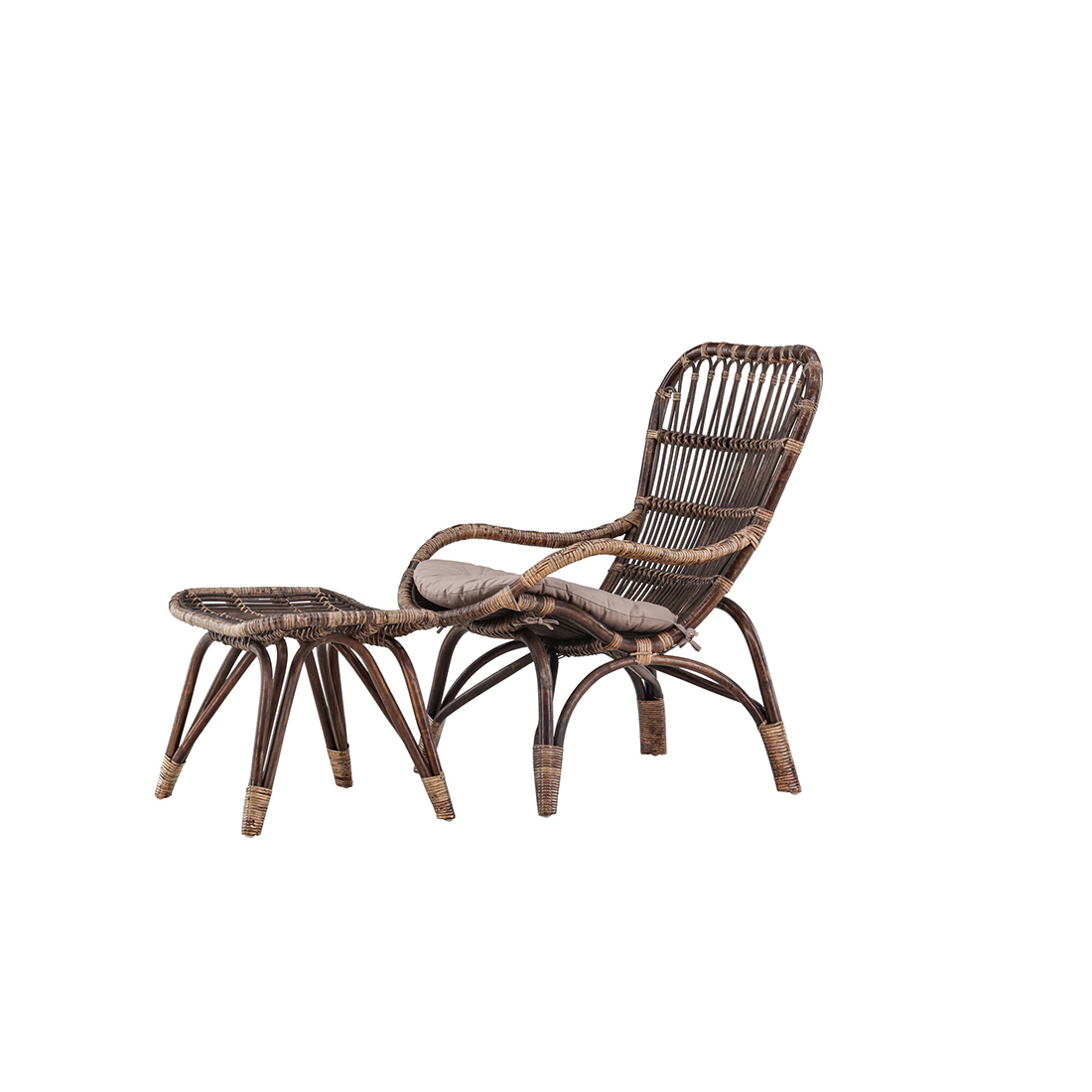 Ella Loungechair Rattan - Dark walnut / Beige - Ersätter 610 Farge: Dark Walnut
