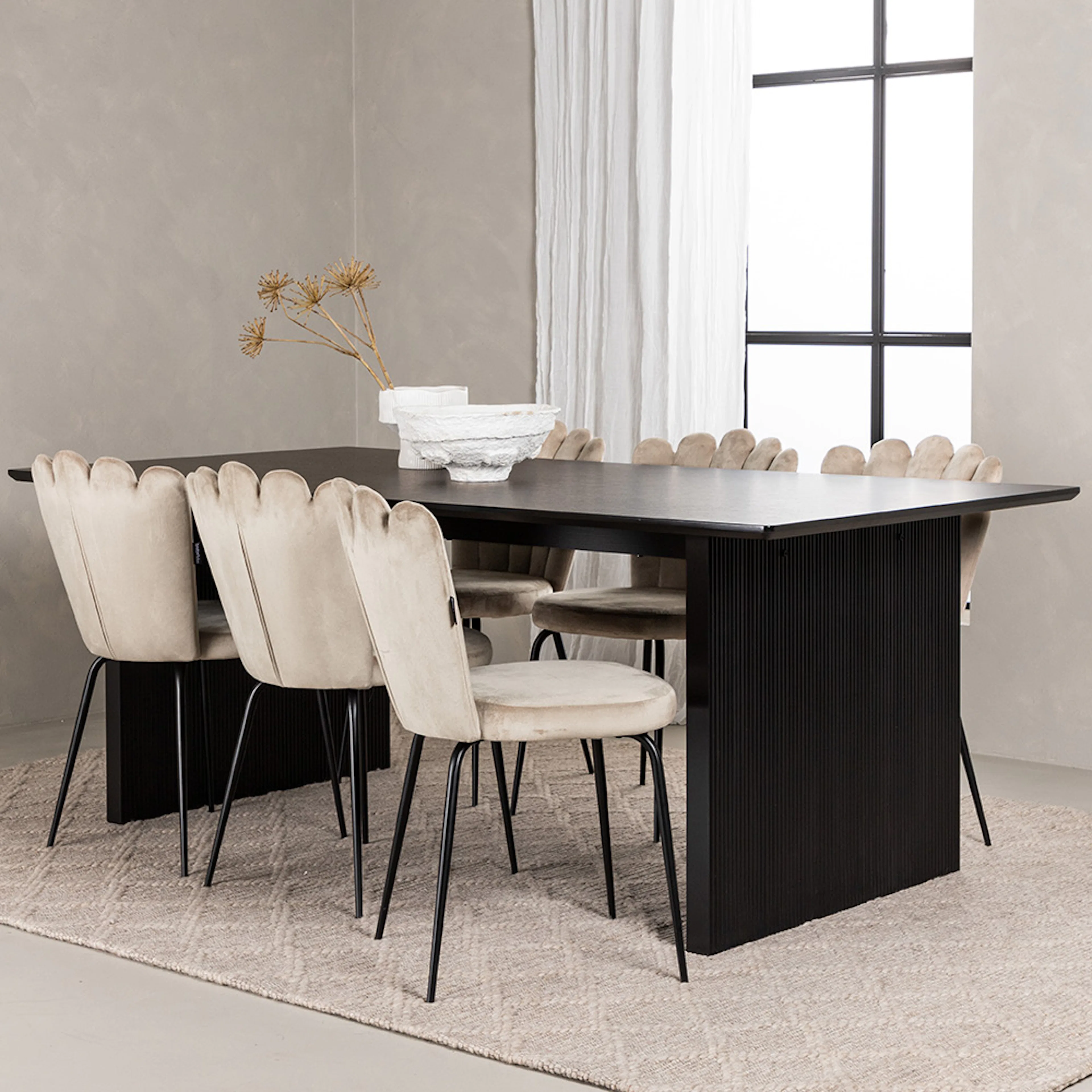 Spisegruppe Venture Home Vail med 6 Limhamn Light Stoler