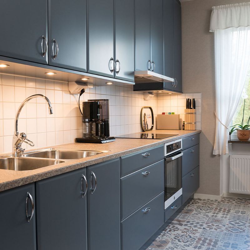 Håndtak Beslag Design Stil 555 inkl Brikke 96 Krom