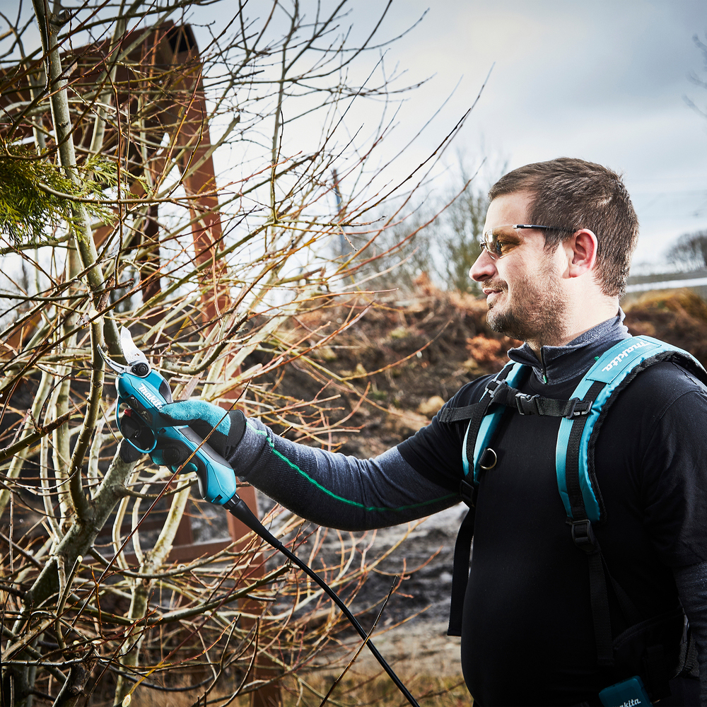 Beskjærersaks Makita DUP362Z utan Batteri og Lader