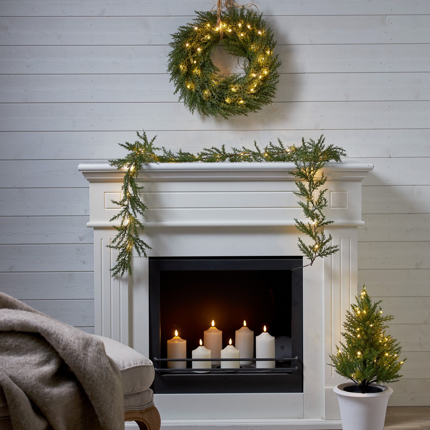 Girland Star Trading Thuja 180 cm 20L BO