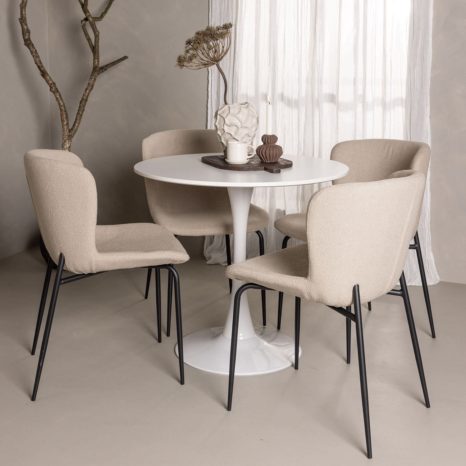 Spisegruppe Venture Home Hamden Ø80 cm med 4 Modesto Stoler
