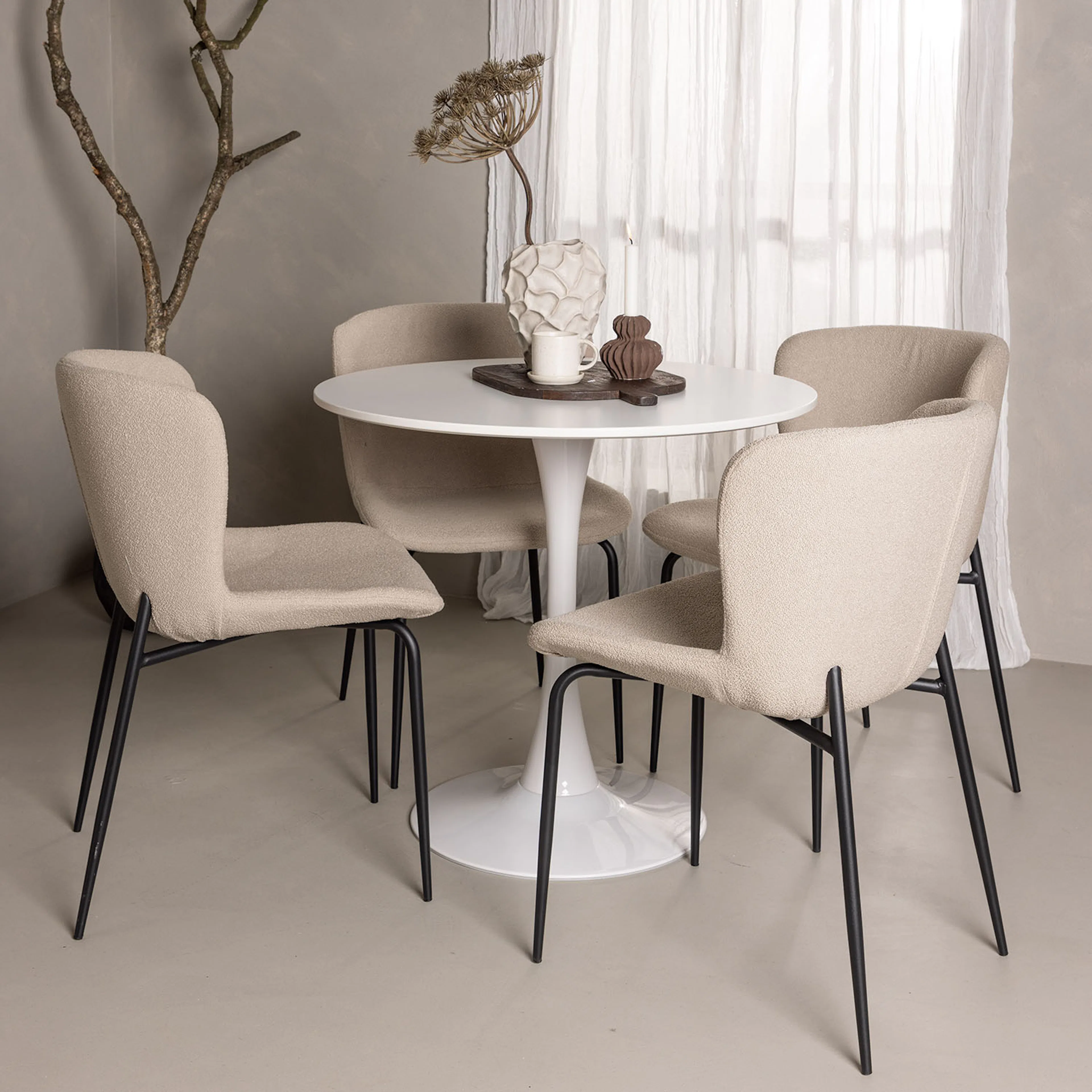 Spisegruppe Venture Home Hamden Ø80 cm med 4 Modesto Stoler