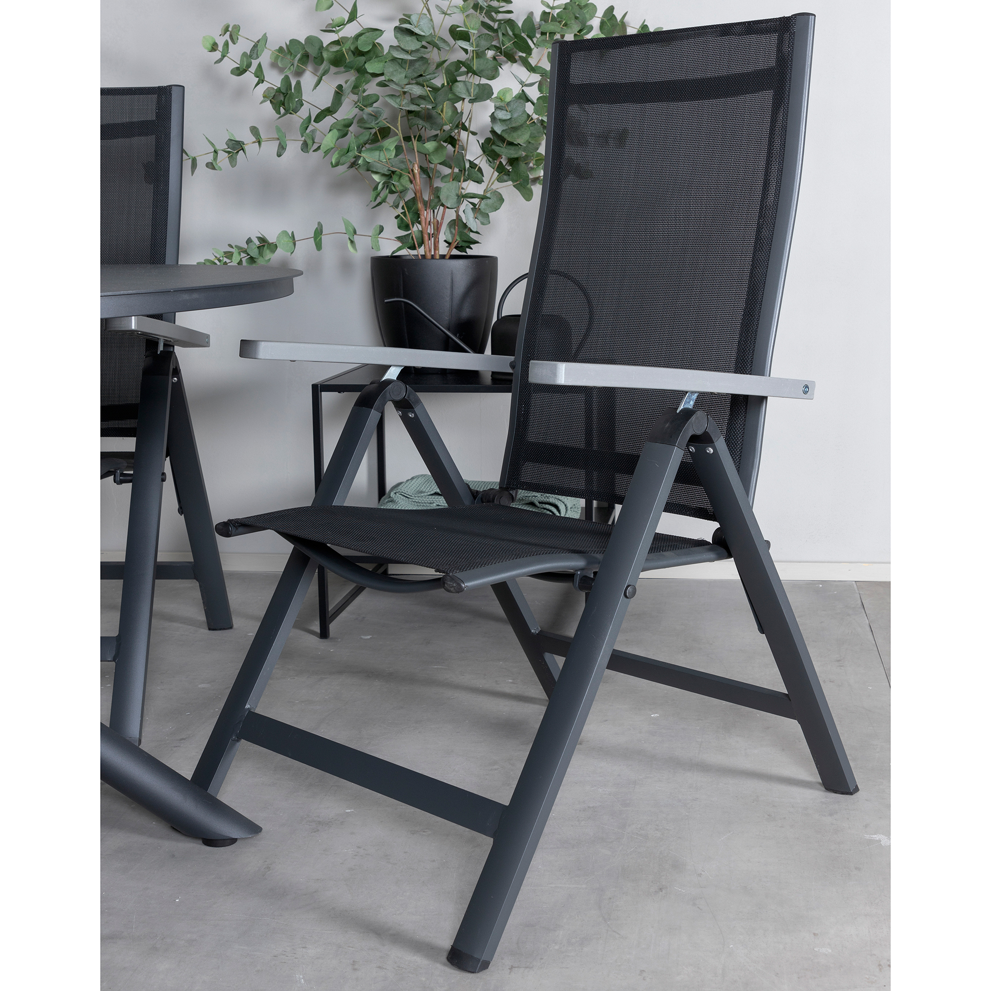 Spisegruppe Venture Home Ande med 4 Laby Spisestoler